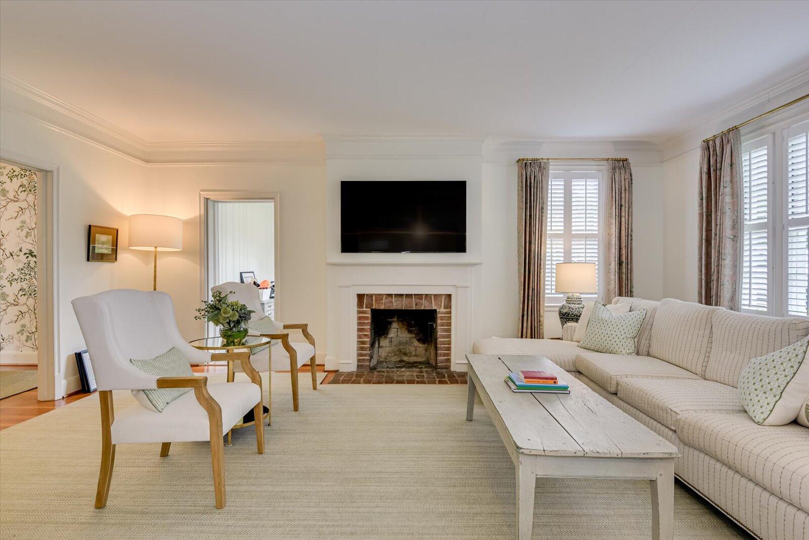 3017 Fox Spring Road
