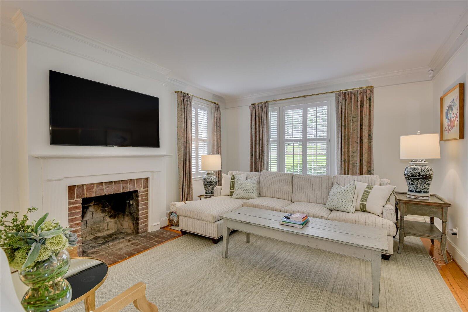 3017 Fox Spring Road