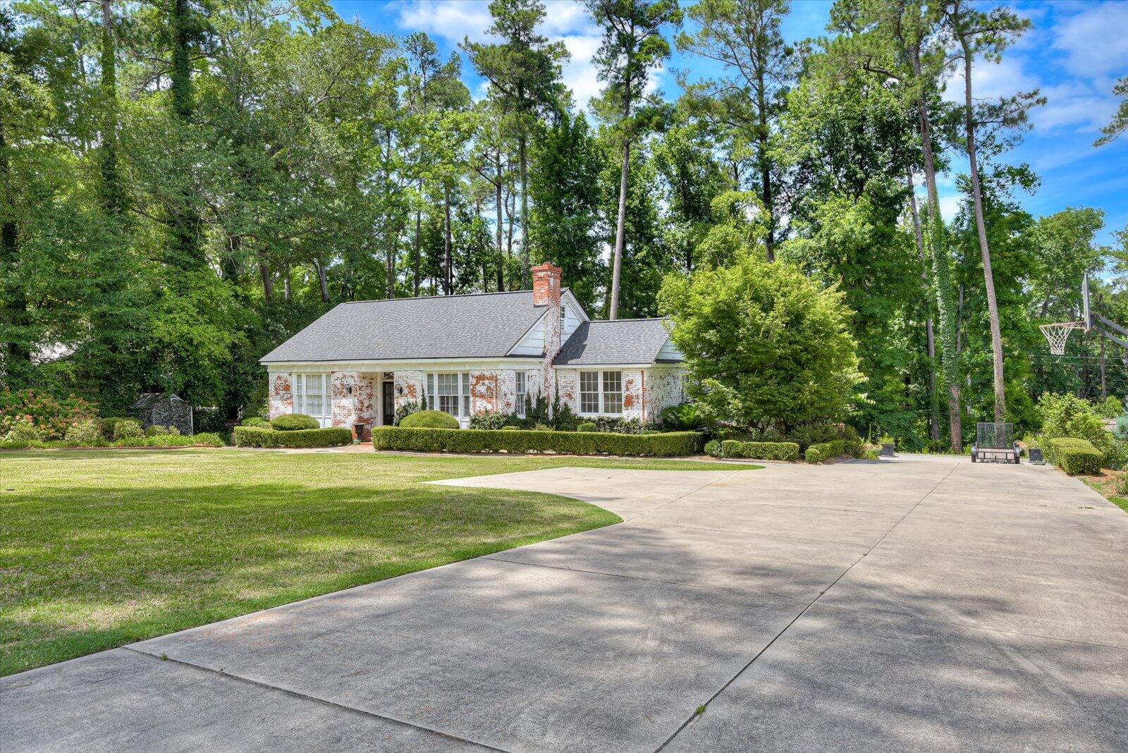 3017 Fox Spring Road