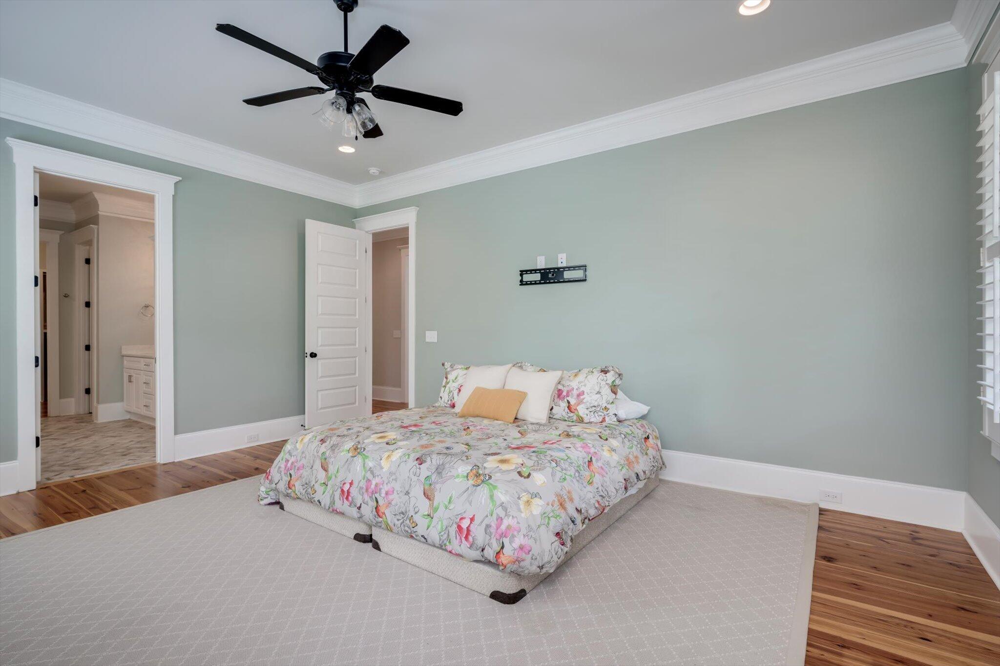 306 Hornsby Lane