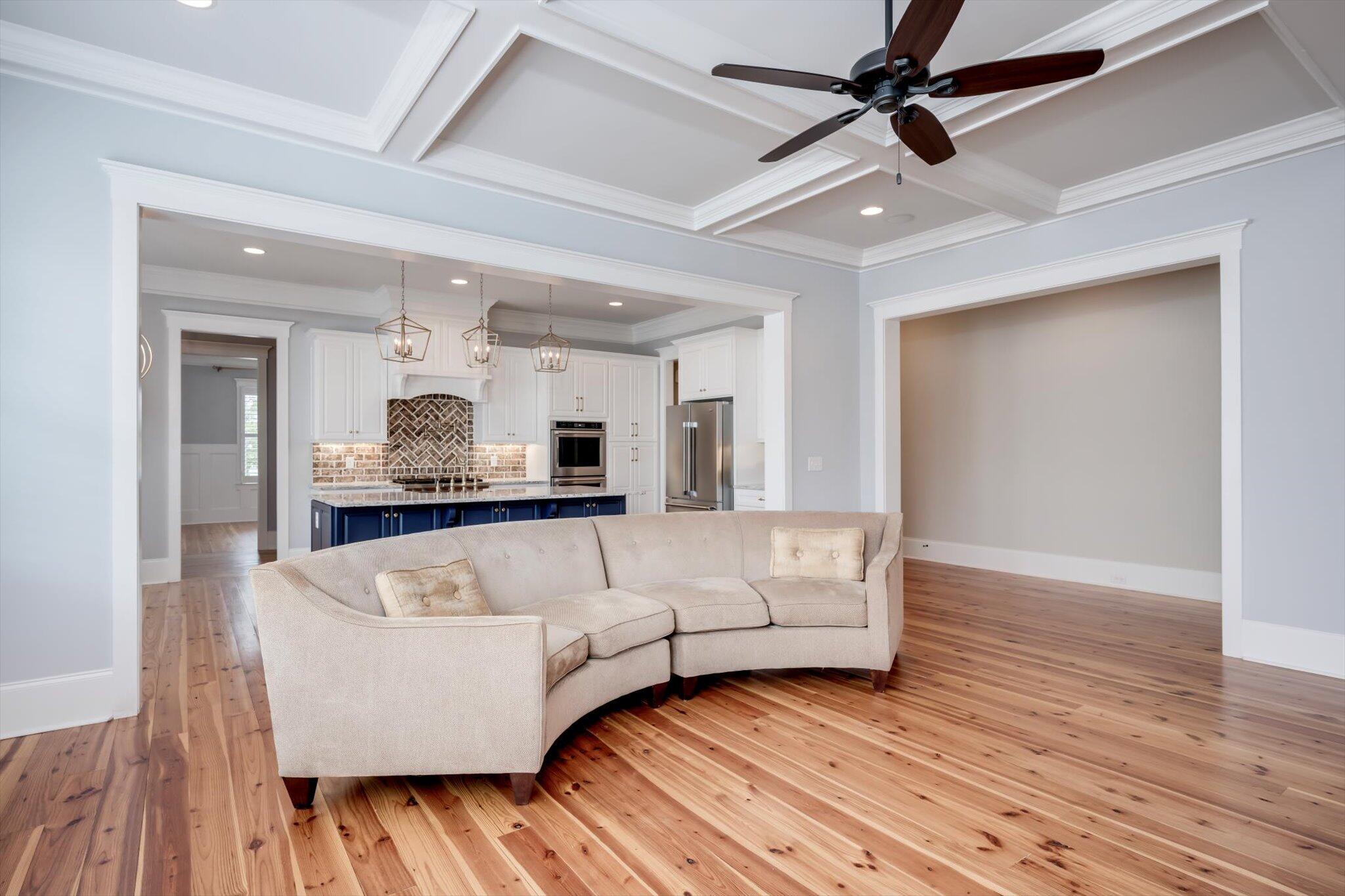306 Hornsby Lane