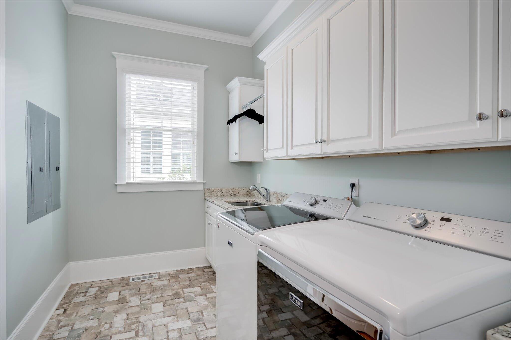 306 Hornsby Lane