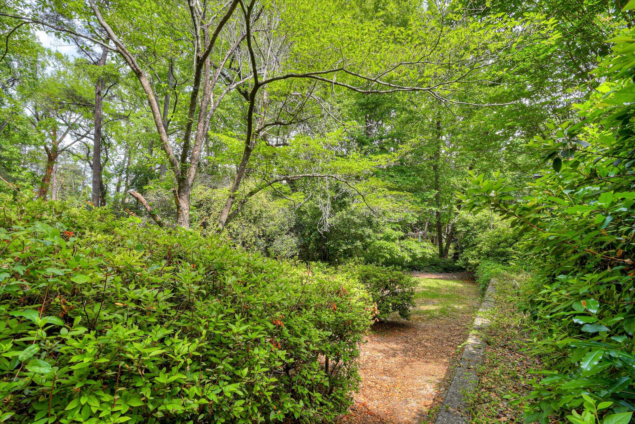 12 Shadowbrook Circle