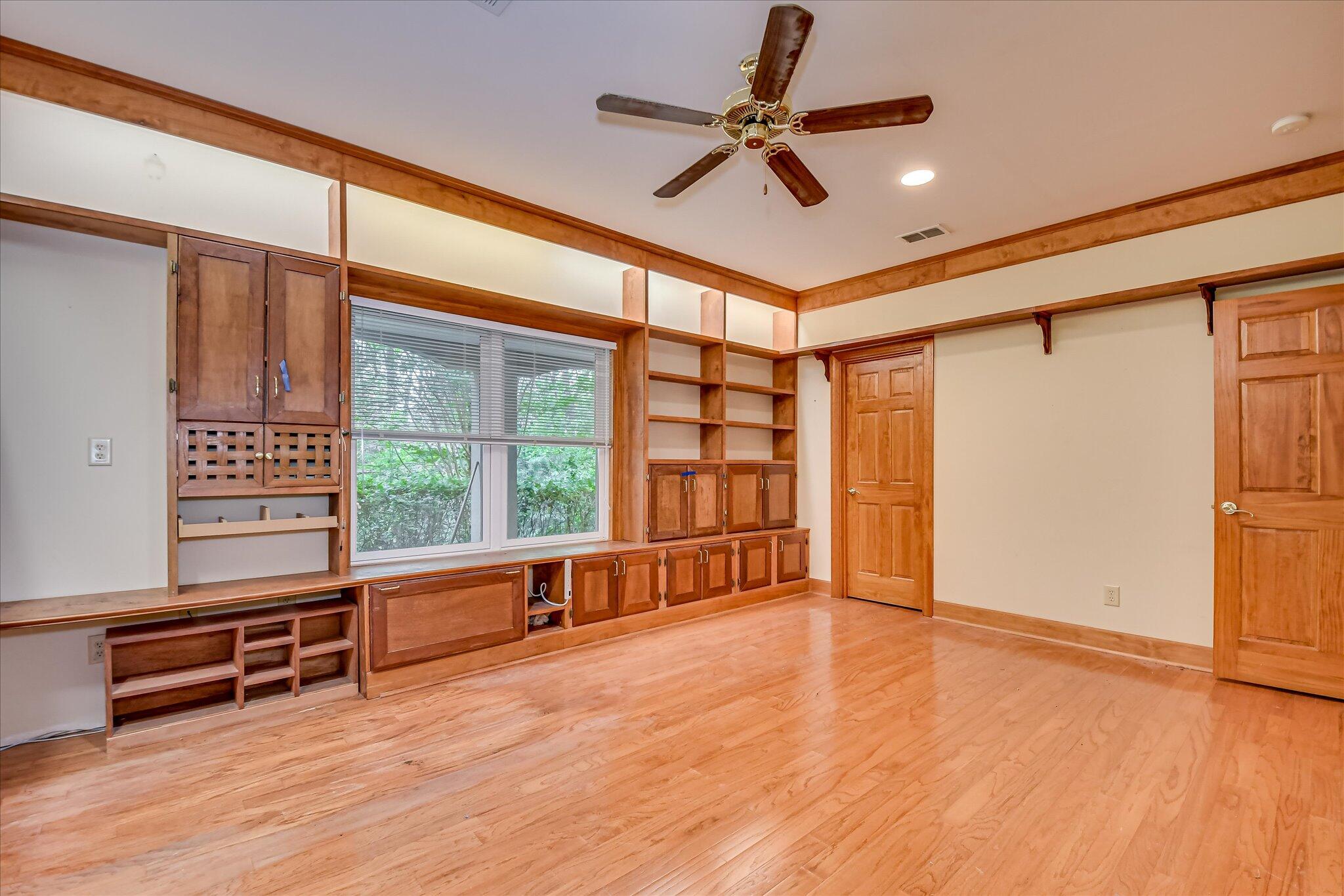 12 Shadowbrook Circle