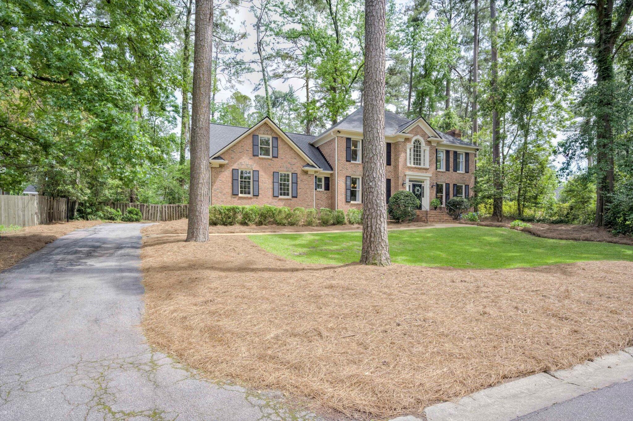 13 Tall Pine Circle