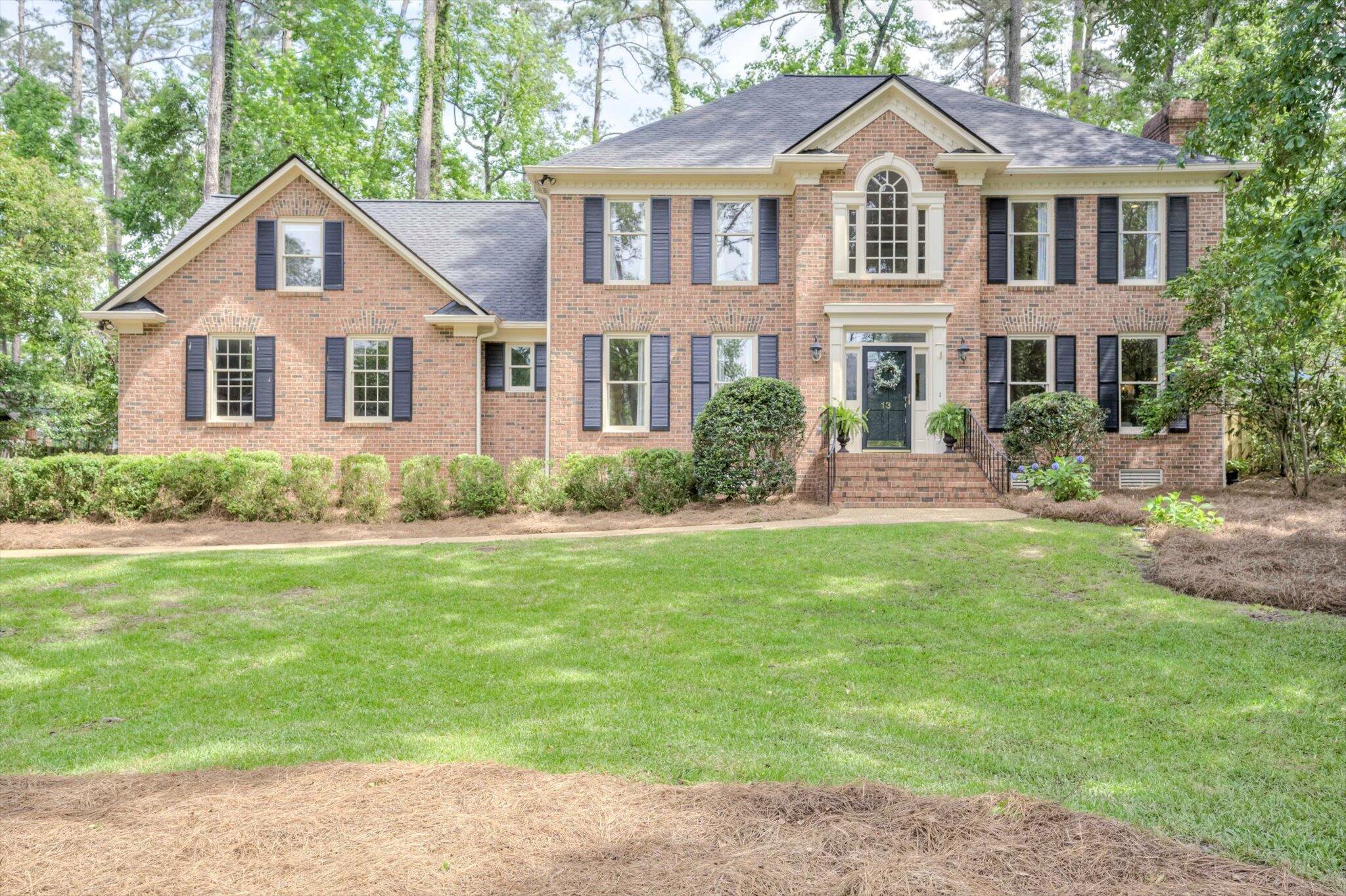 13 Tall Pine Circle