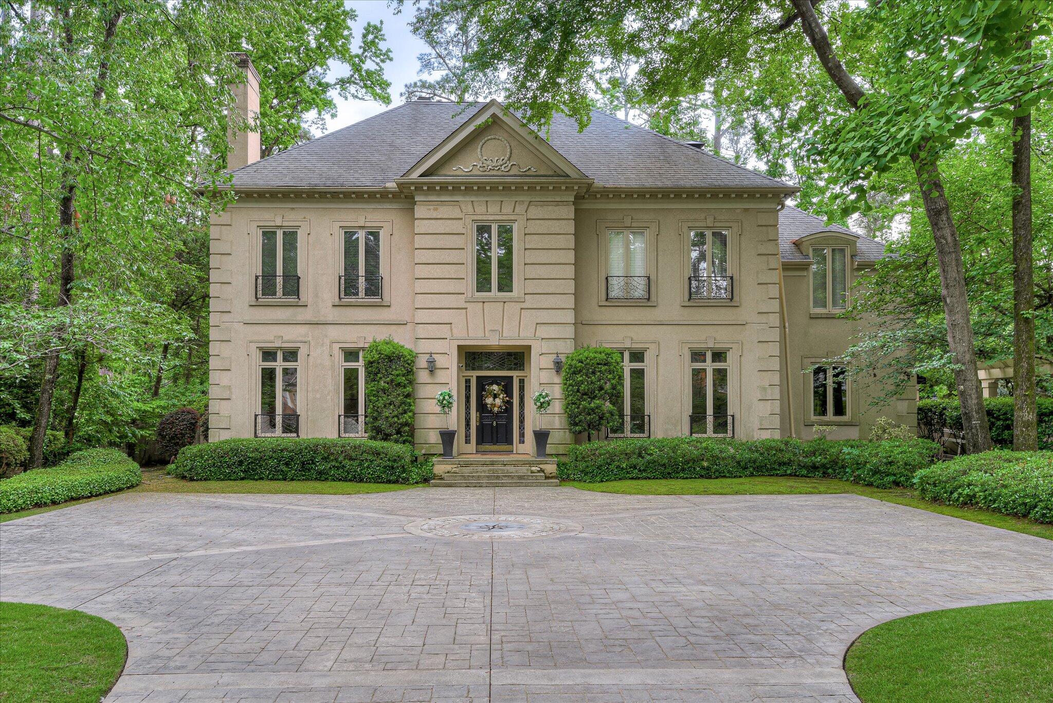 8 Tall Pine Court