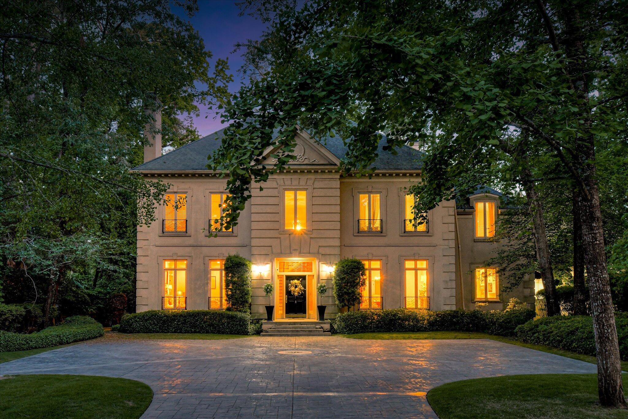 8 Tall Pine Court