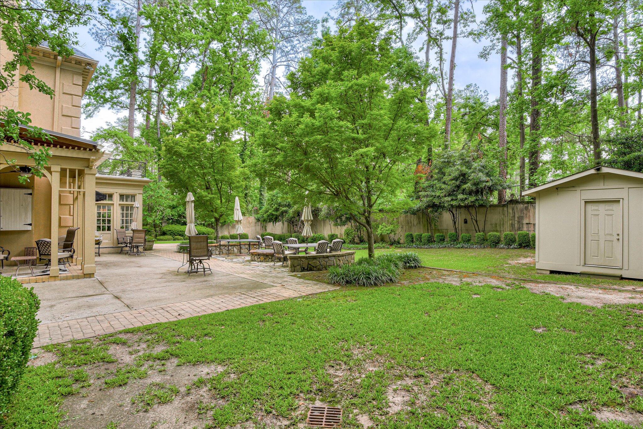 8 Tall Pine Court