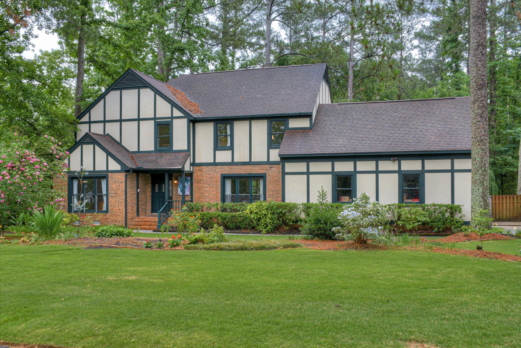 710 Somerset Way