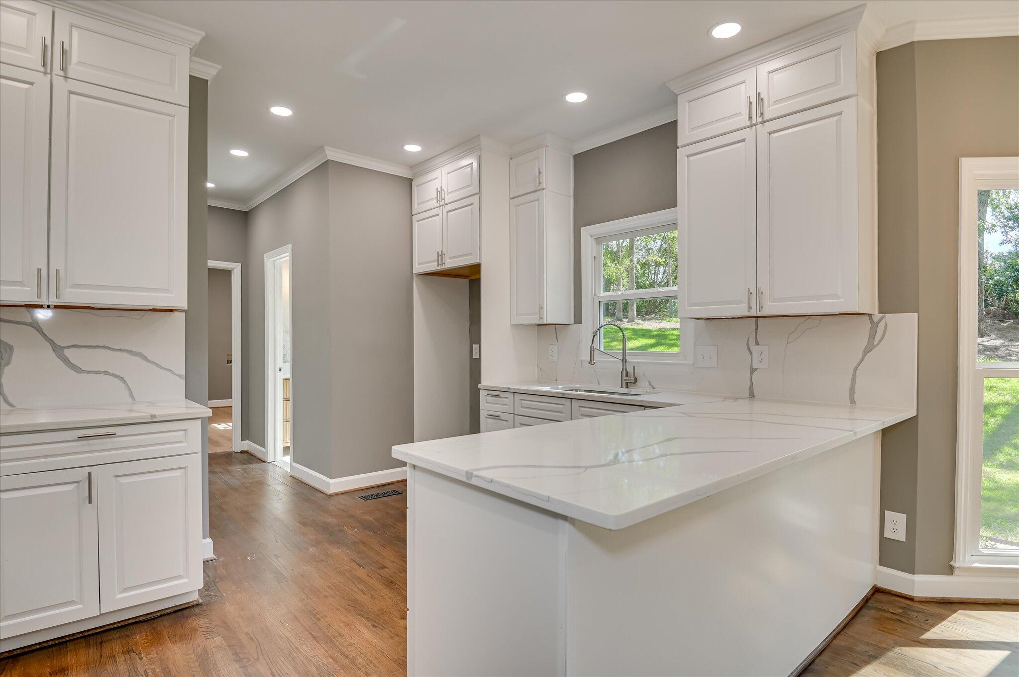 4 Shadowmoor Court
