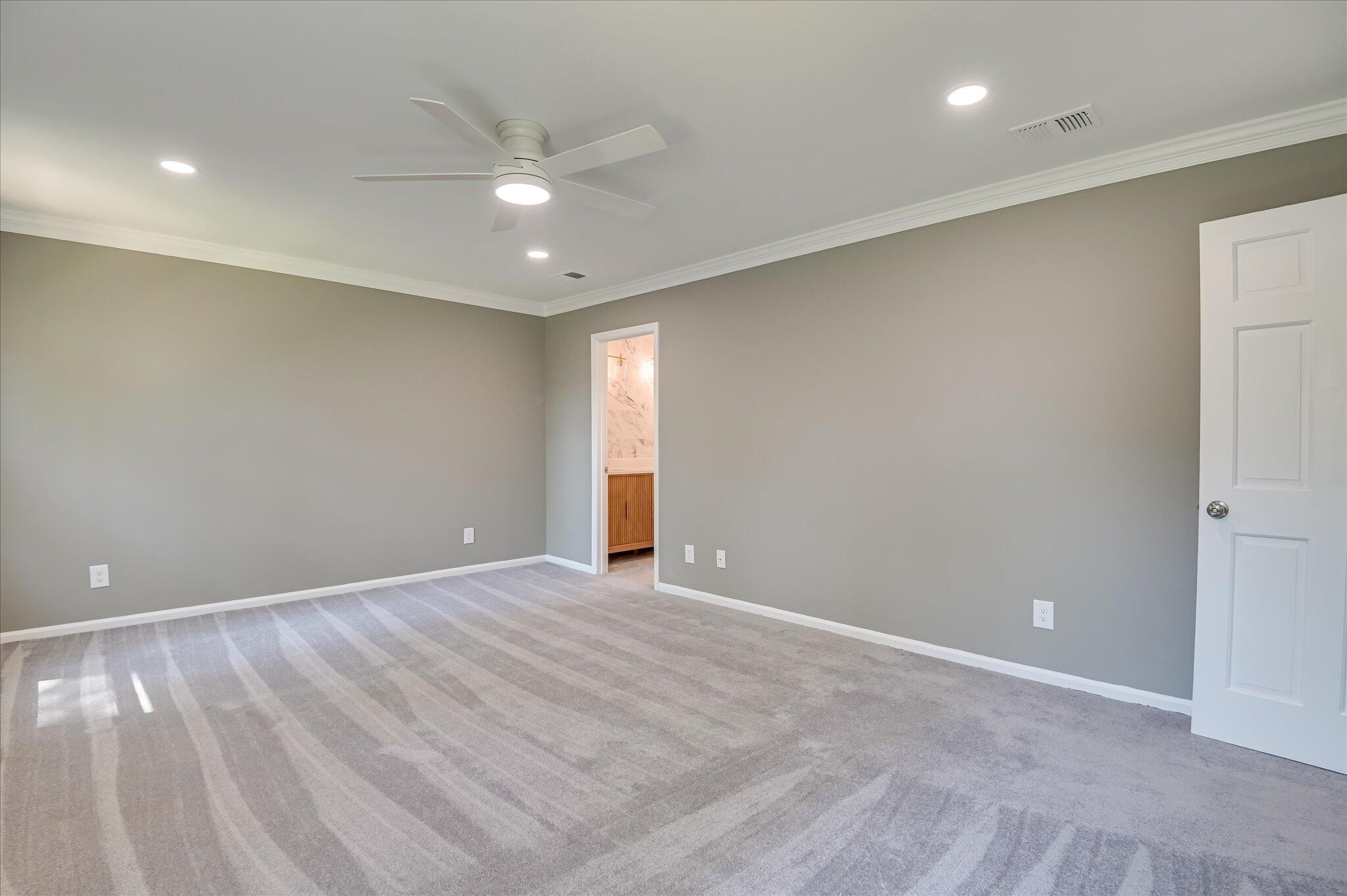 4 Shadowmoor Court