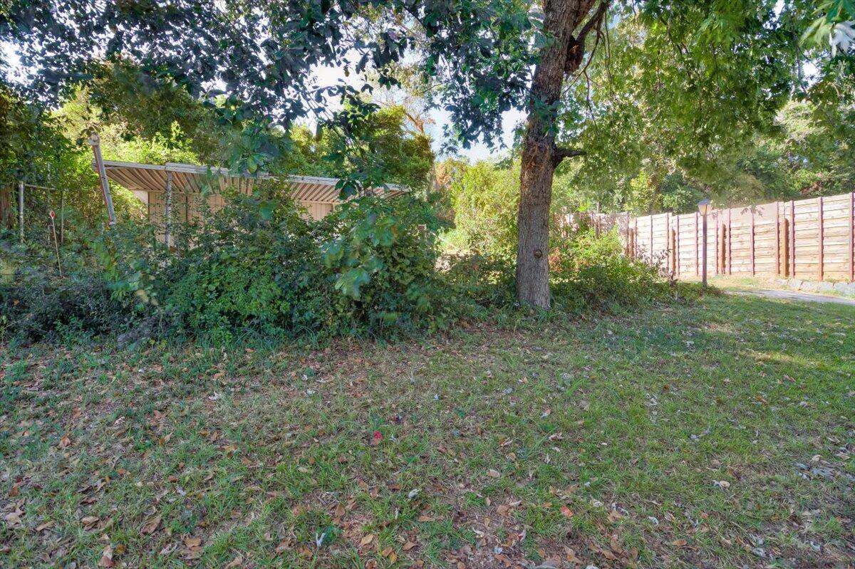 1231 Heard Avenue