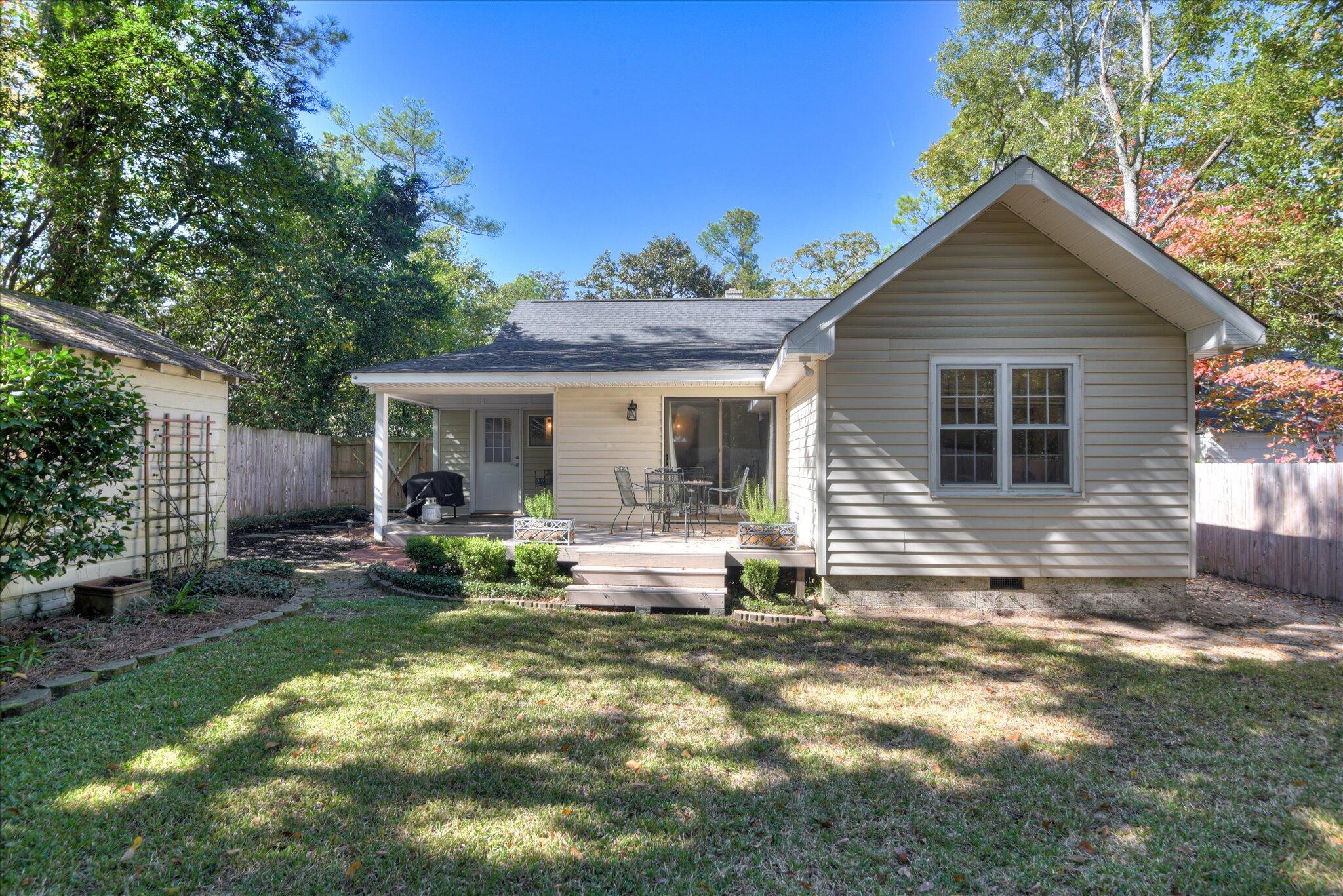 904 Highland Avenue
