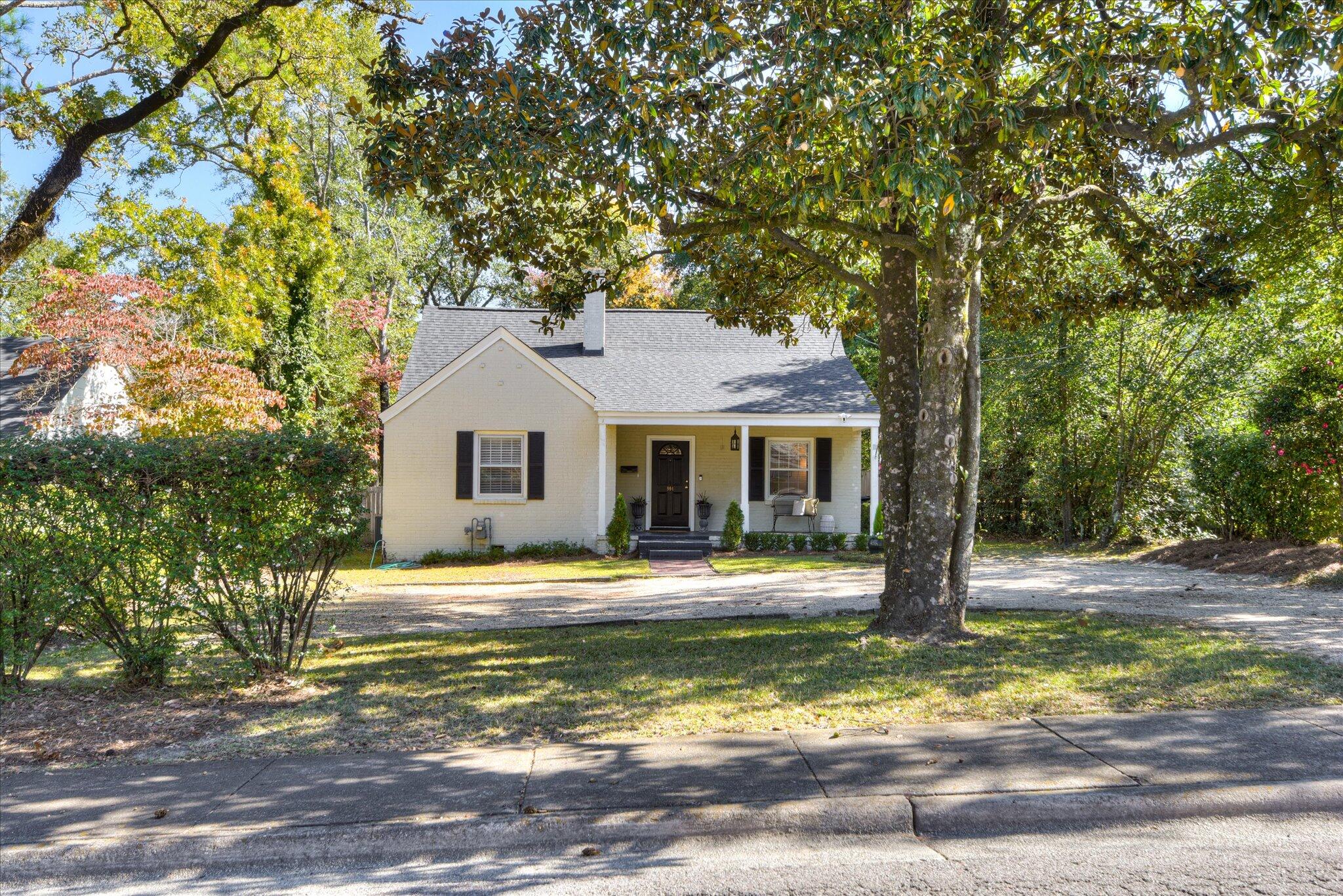 904 Highland Avenue