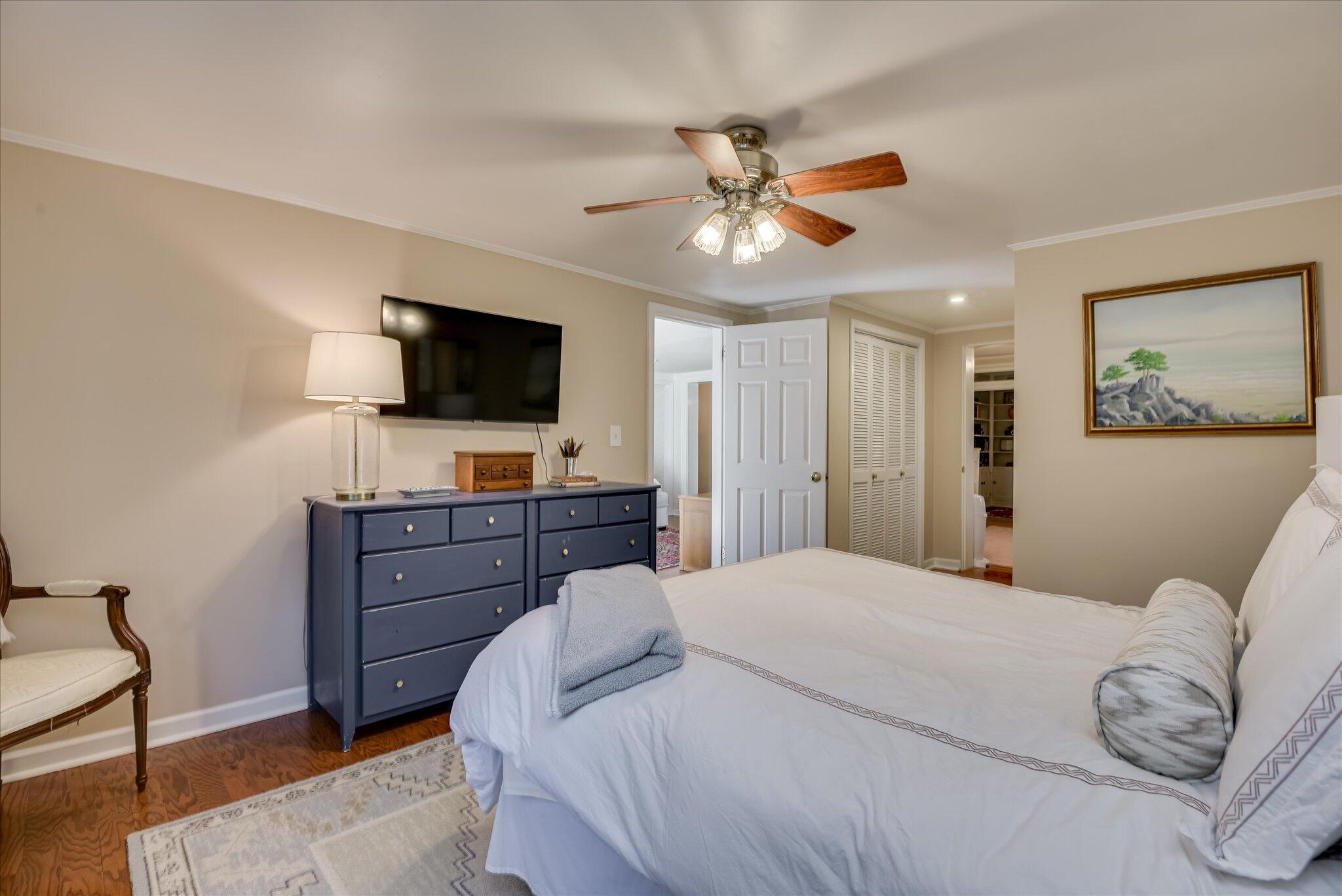 904 Highland Avenue