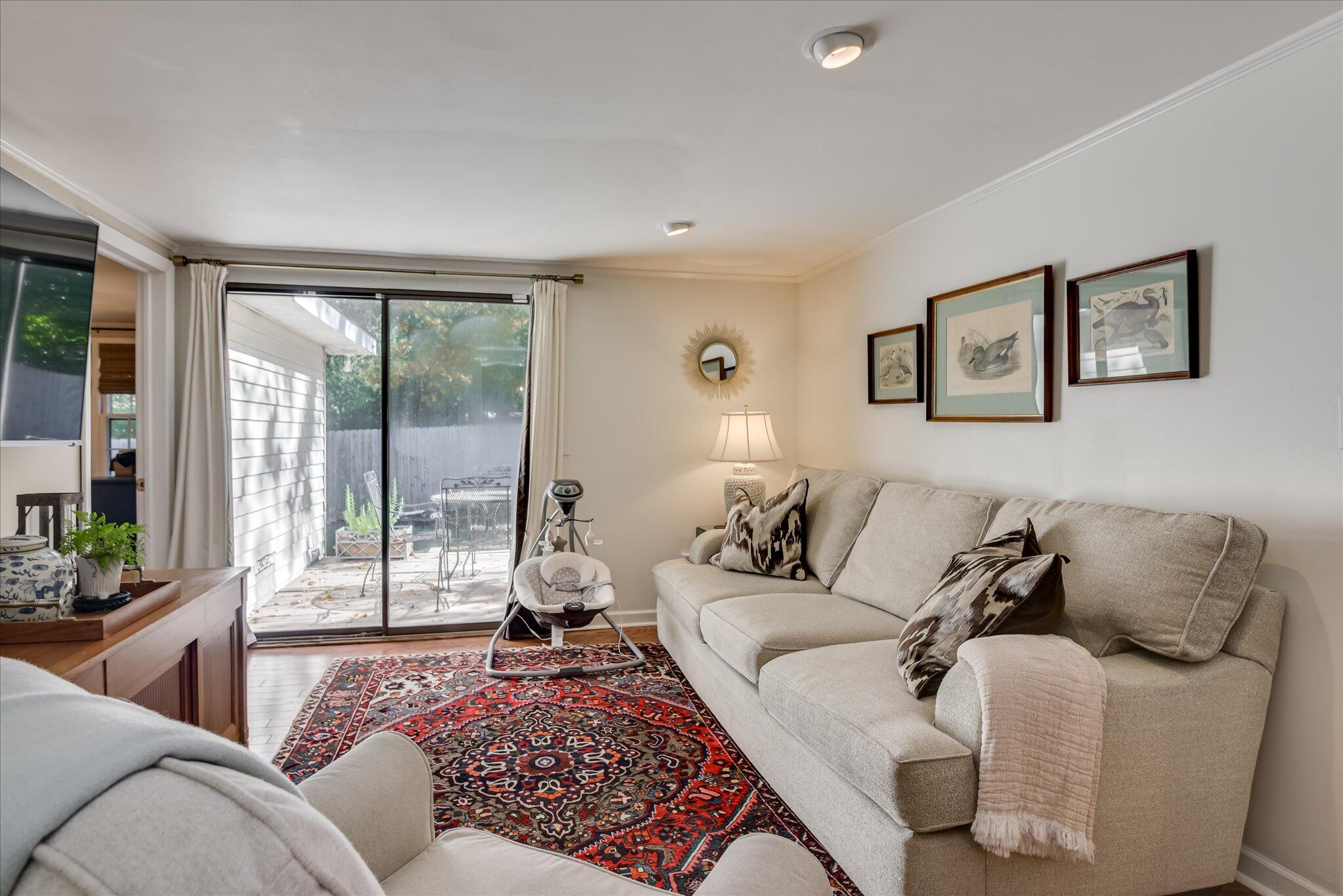 904 Highland Avenue
