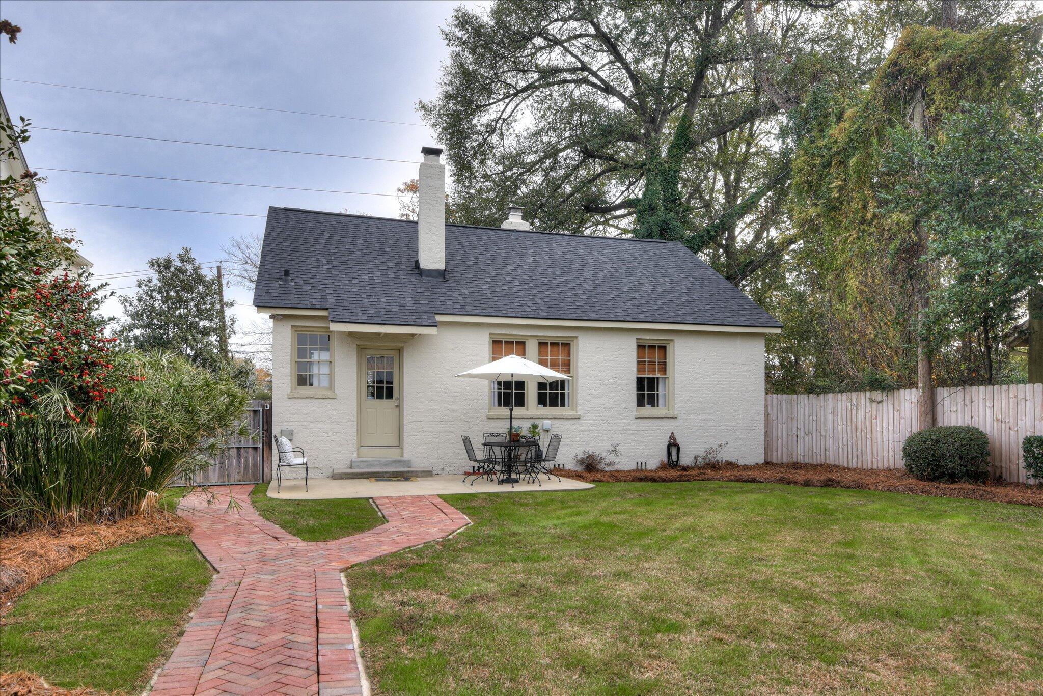 1015 Monte Sano Avenue