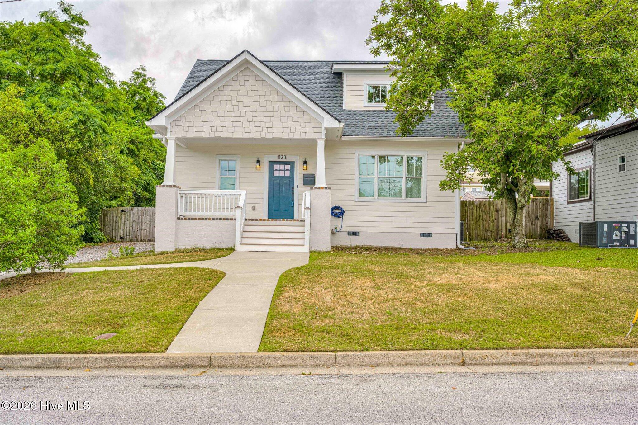 1123 Cobb Street
