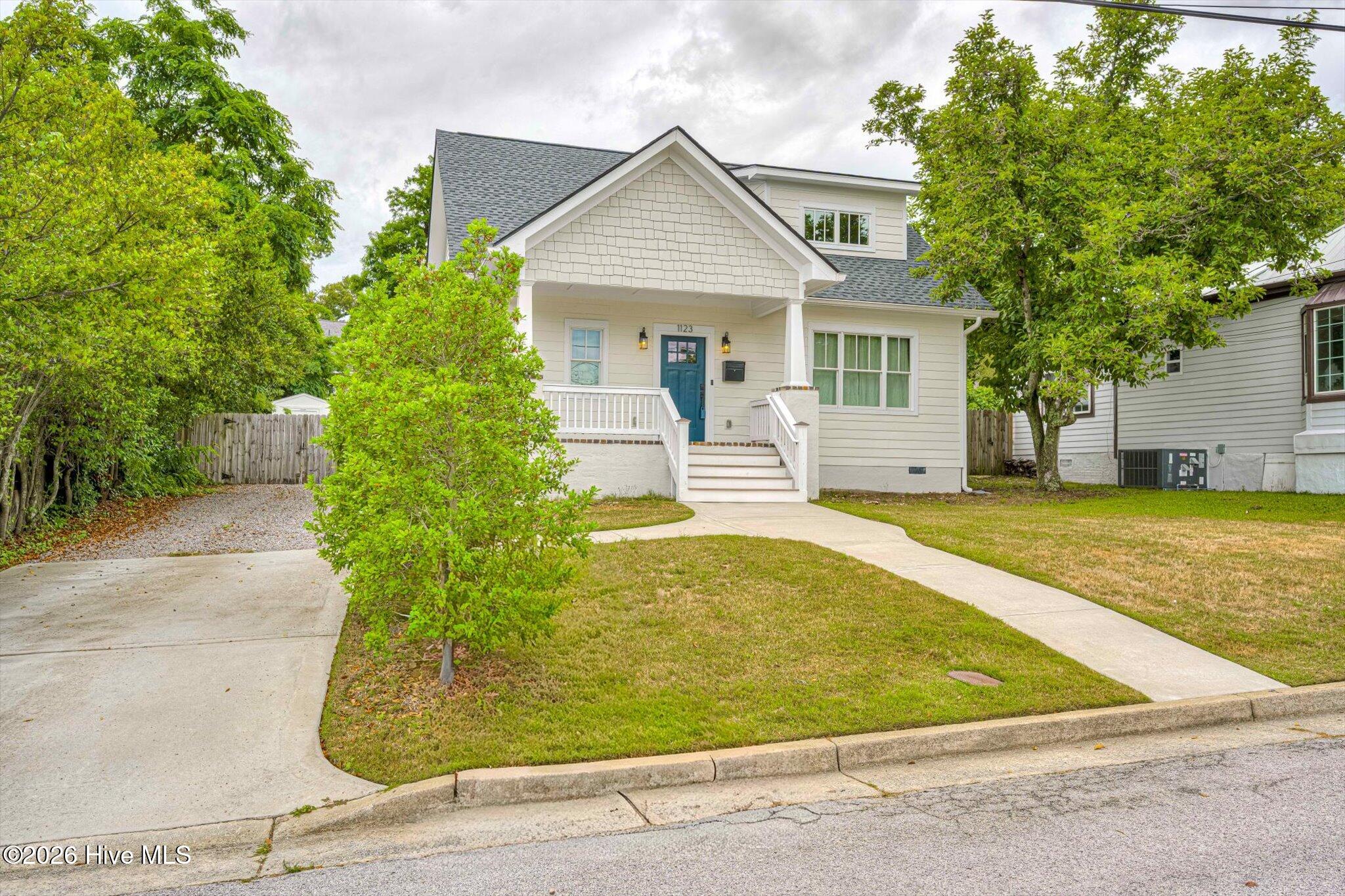1123 Cobb Street
