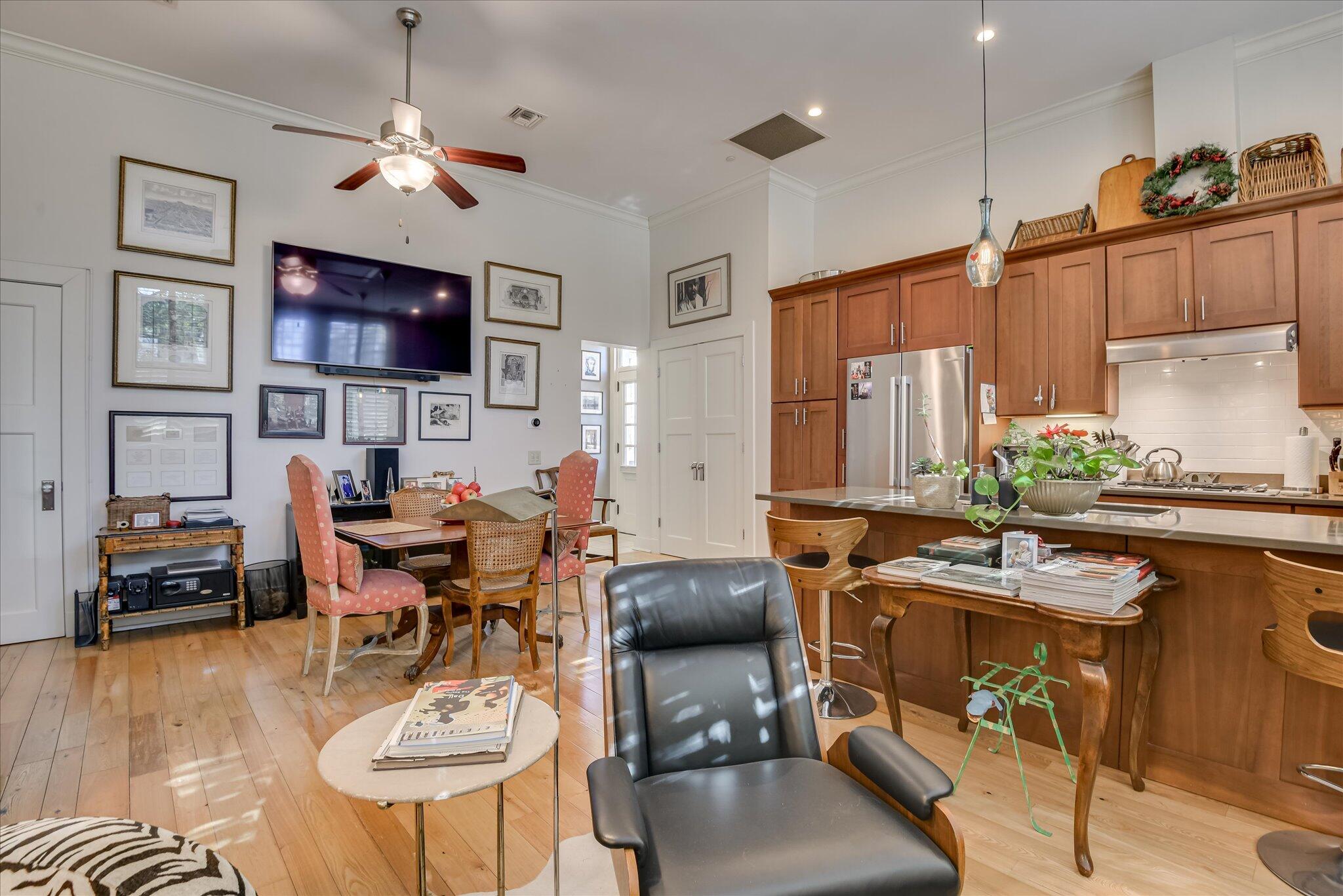 2349 Williams Street 101
