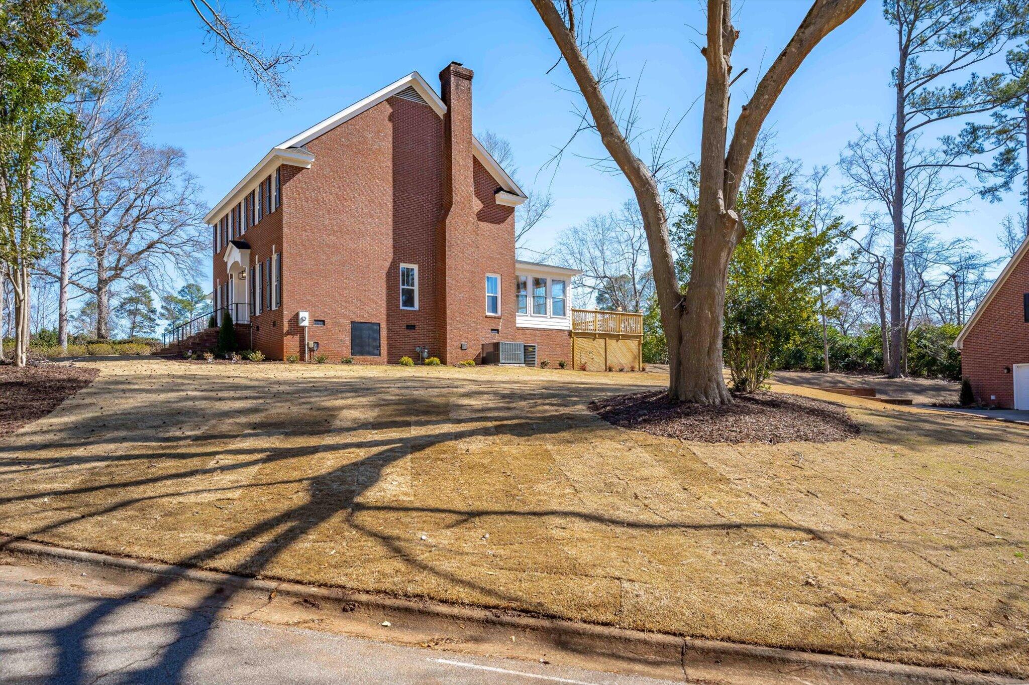 2 Shadowmoor Court