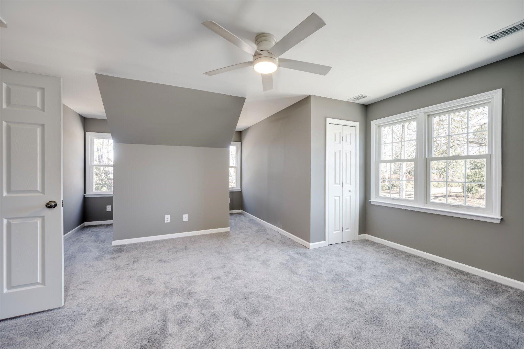 2 Shadowmoor Court
