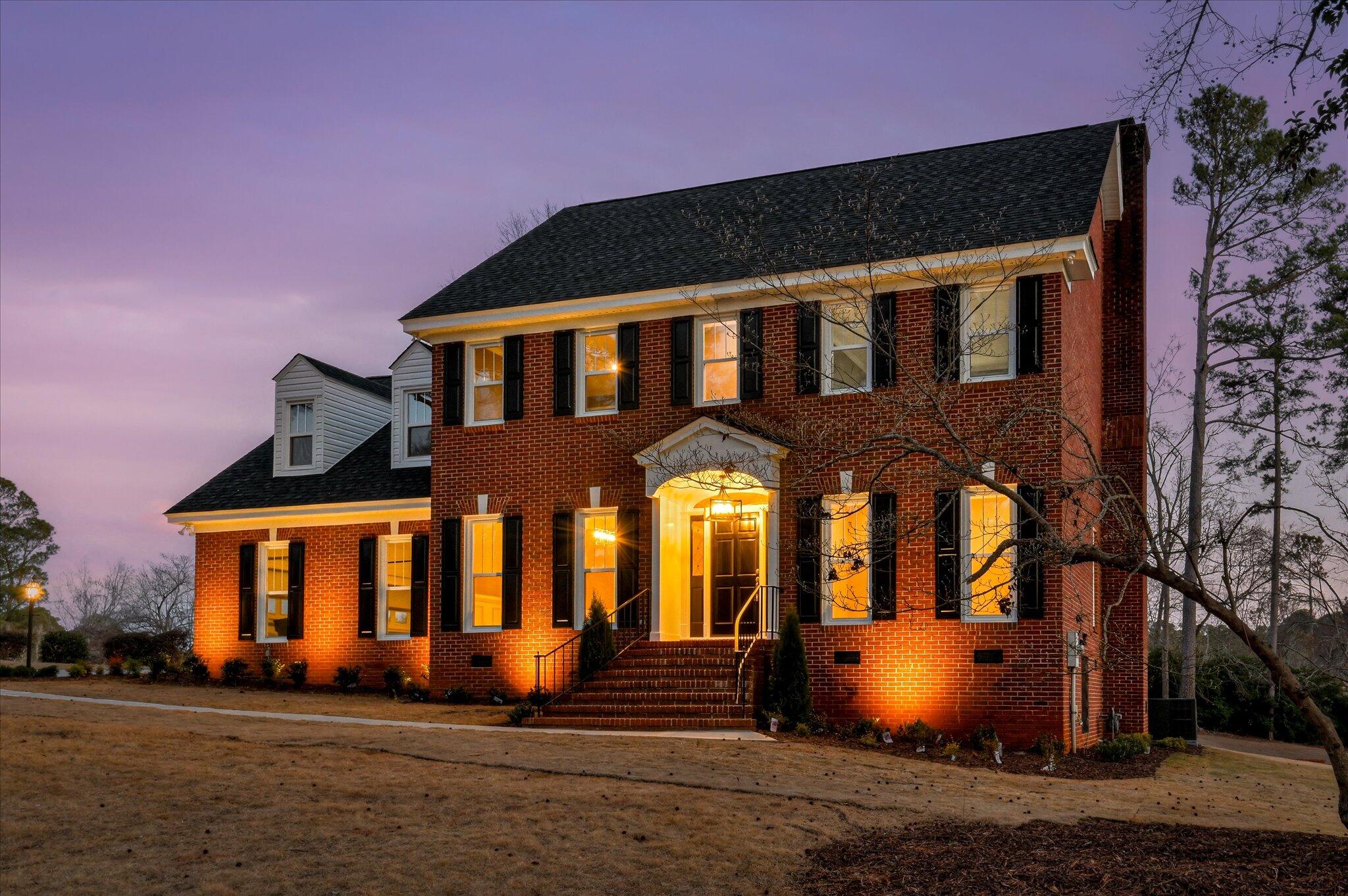 2 Shadowmoor Court