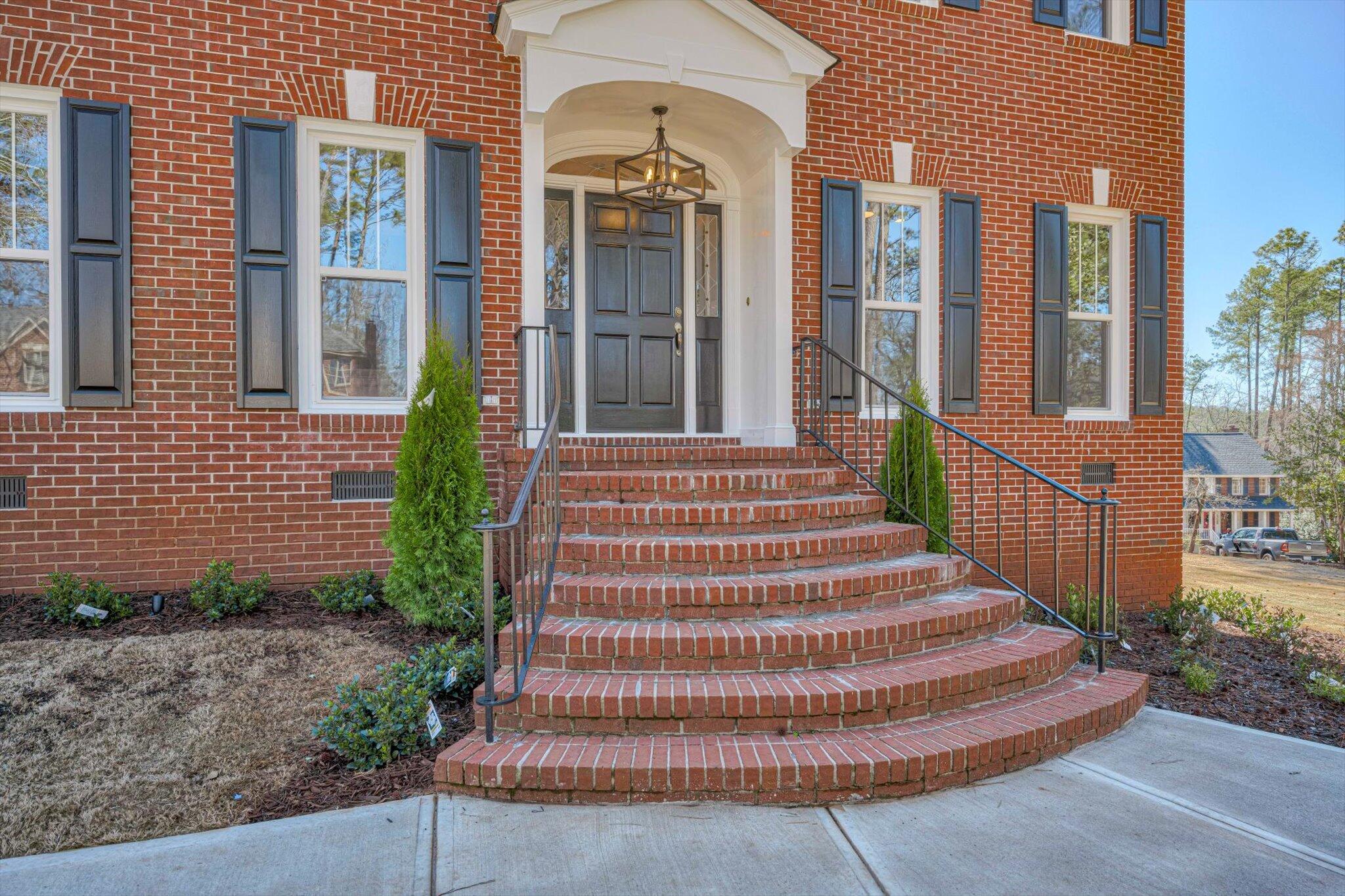 2 Shadowmoor Court