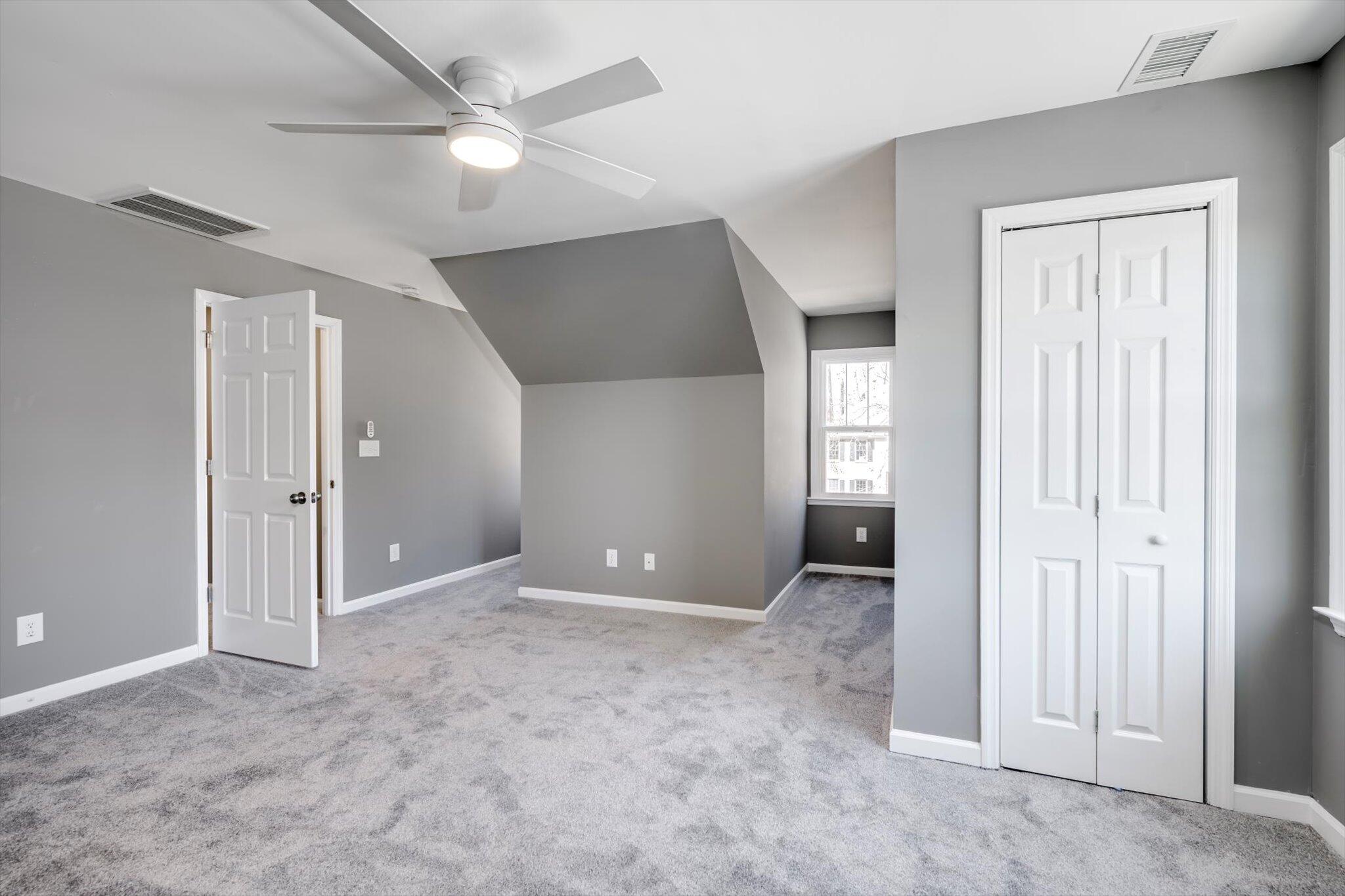 2 Shadowmoor Court
