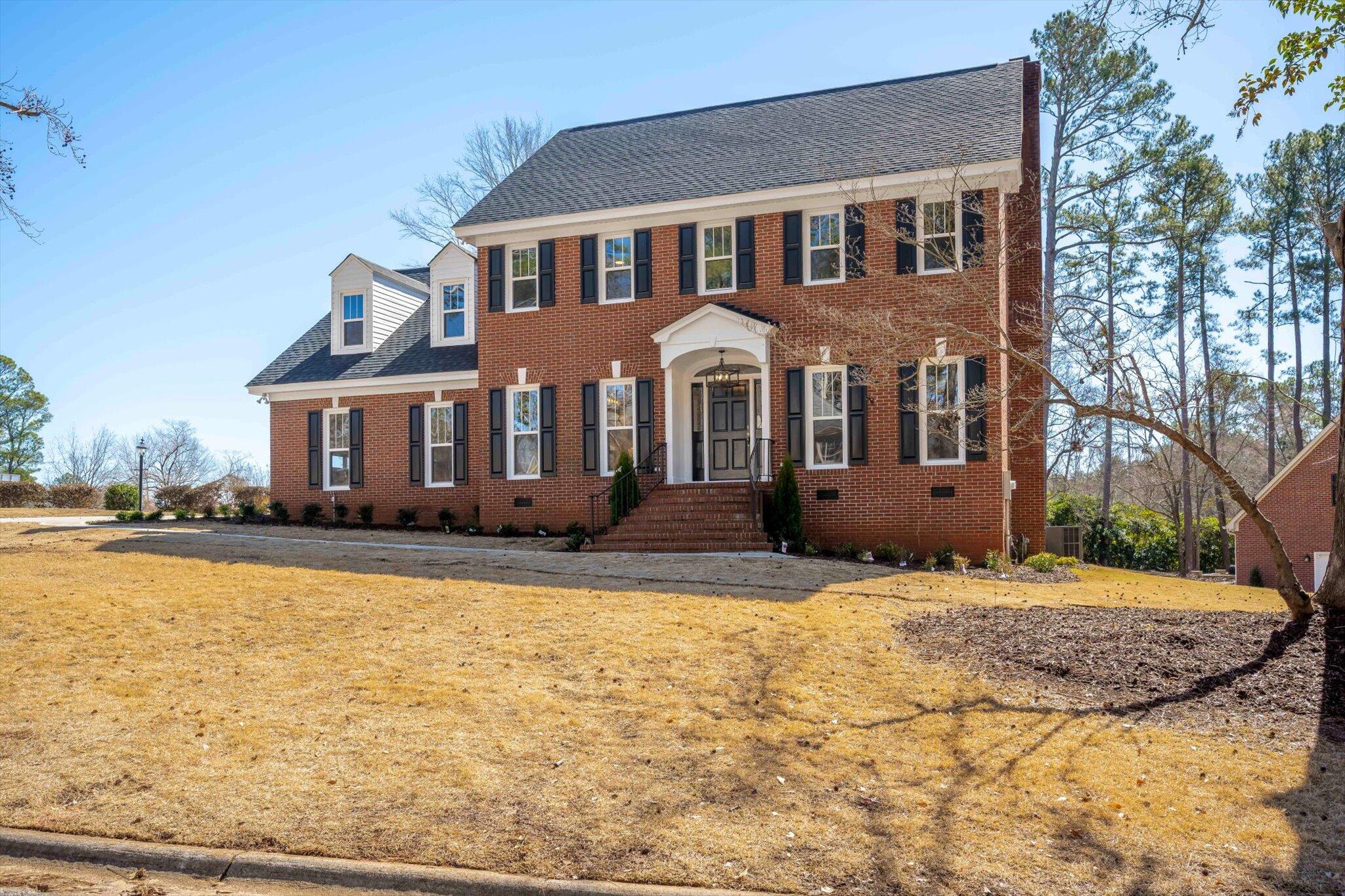 2 Shadowmoor Court