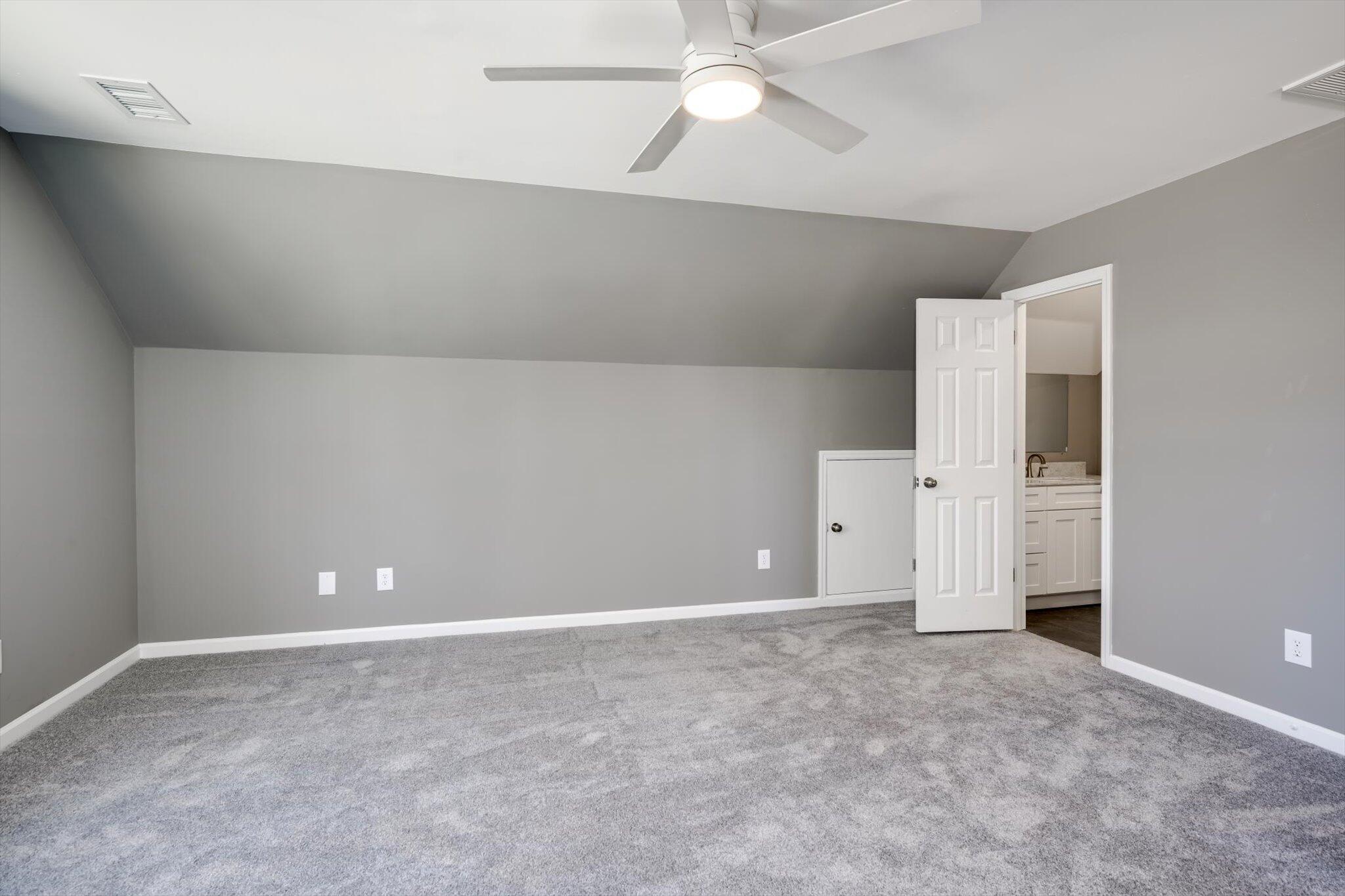 2 Shadowmoor Court