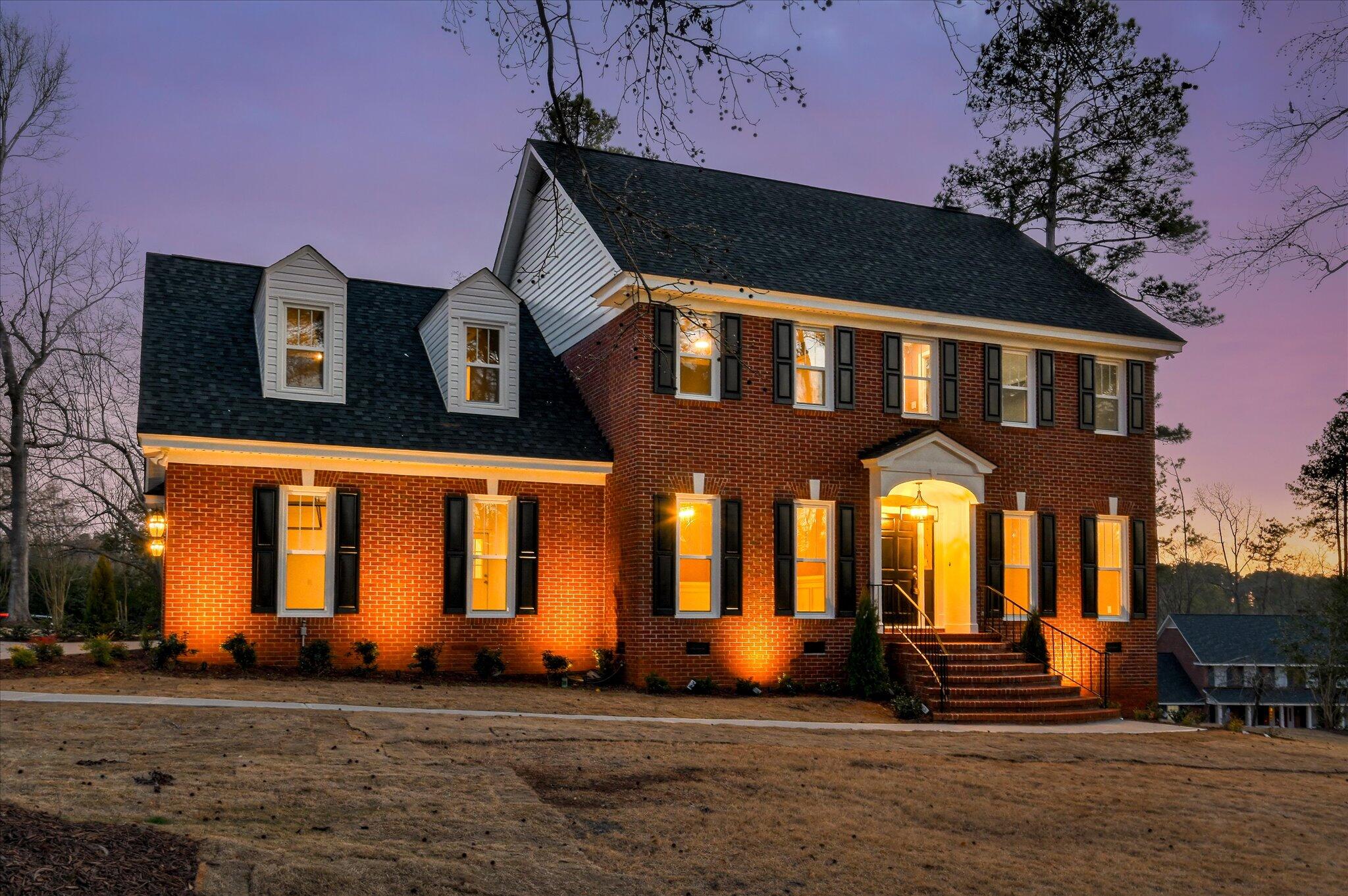 2 Shadowmoor Court