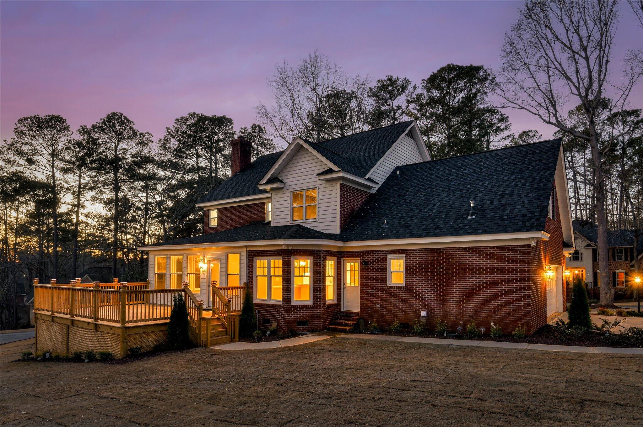 2 Shadowmoor Court