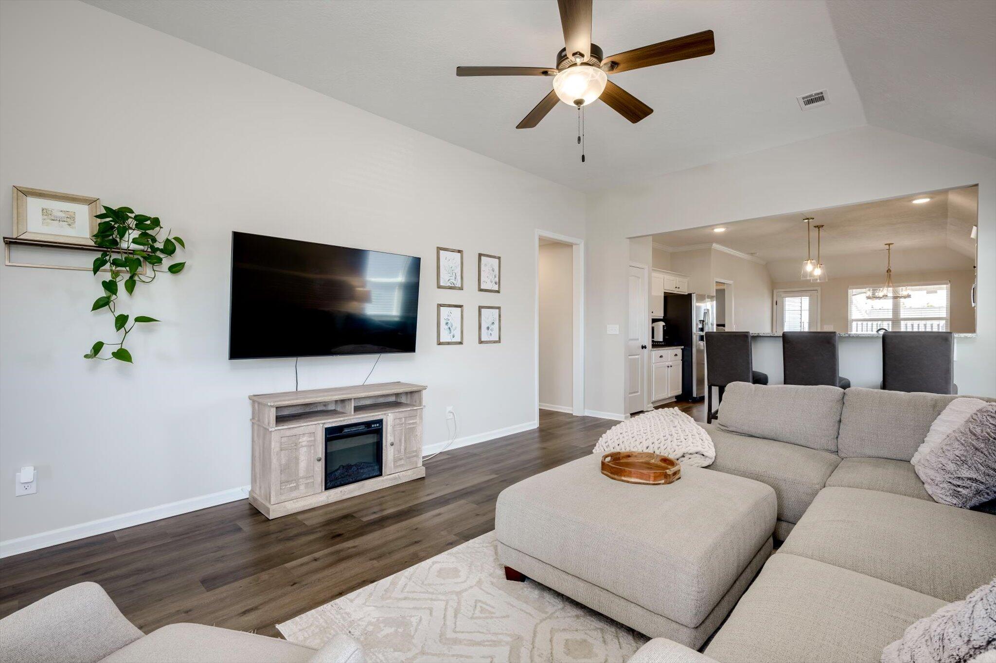 4839 Fairmont Drive
