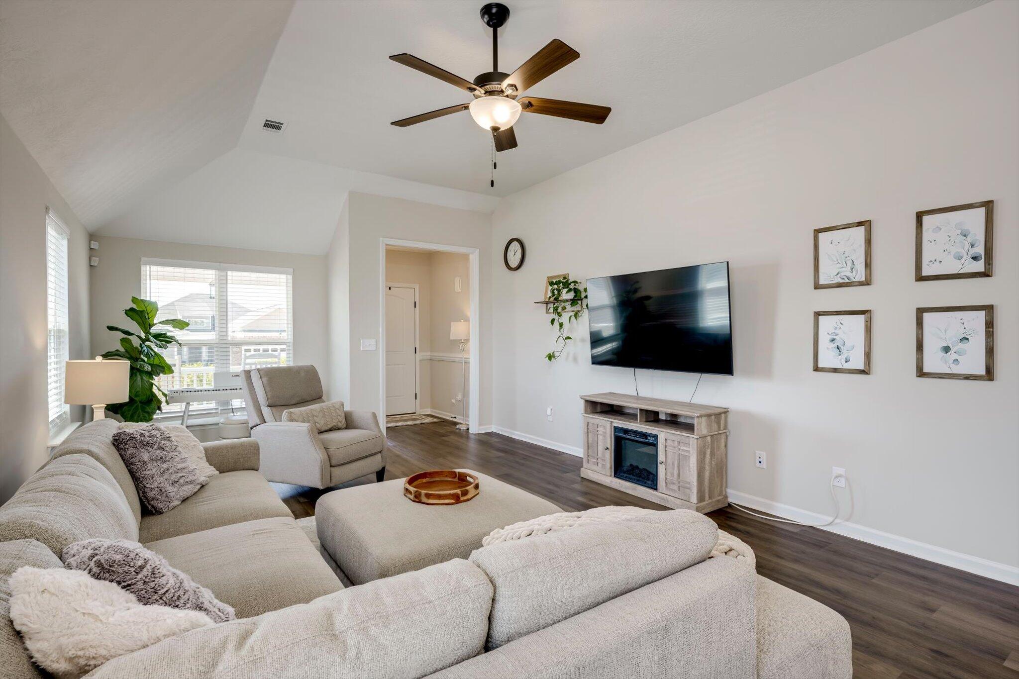 4839 Fairmont Drive