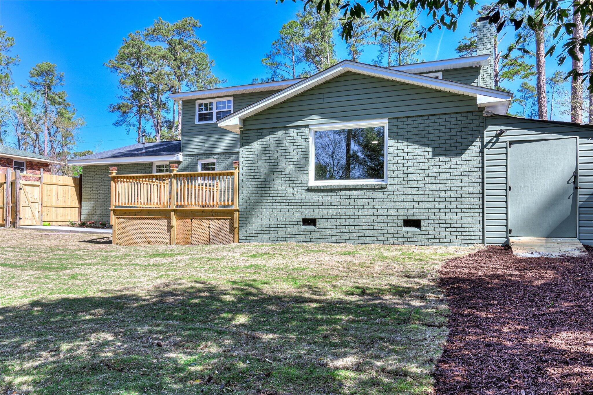 814 Dunbarton Drive