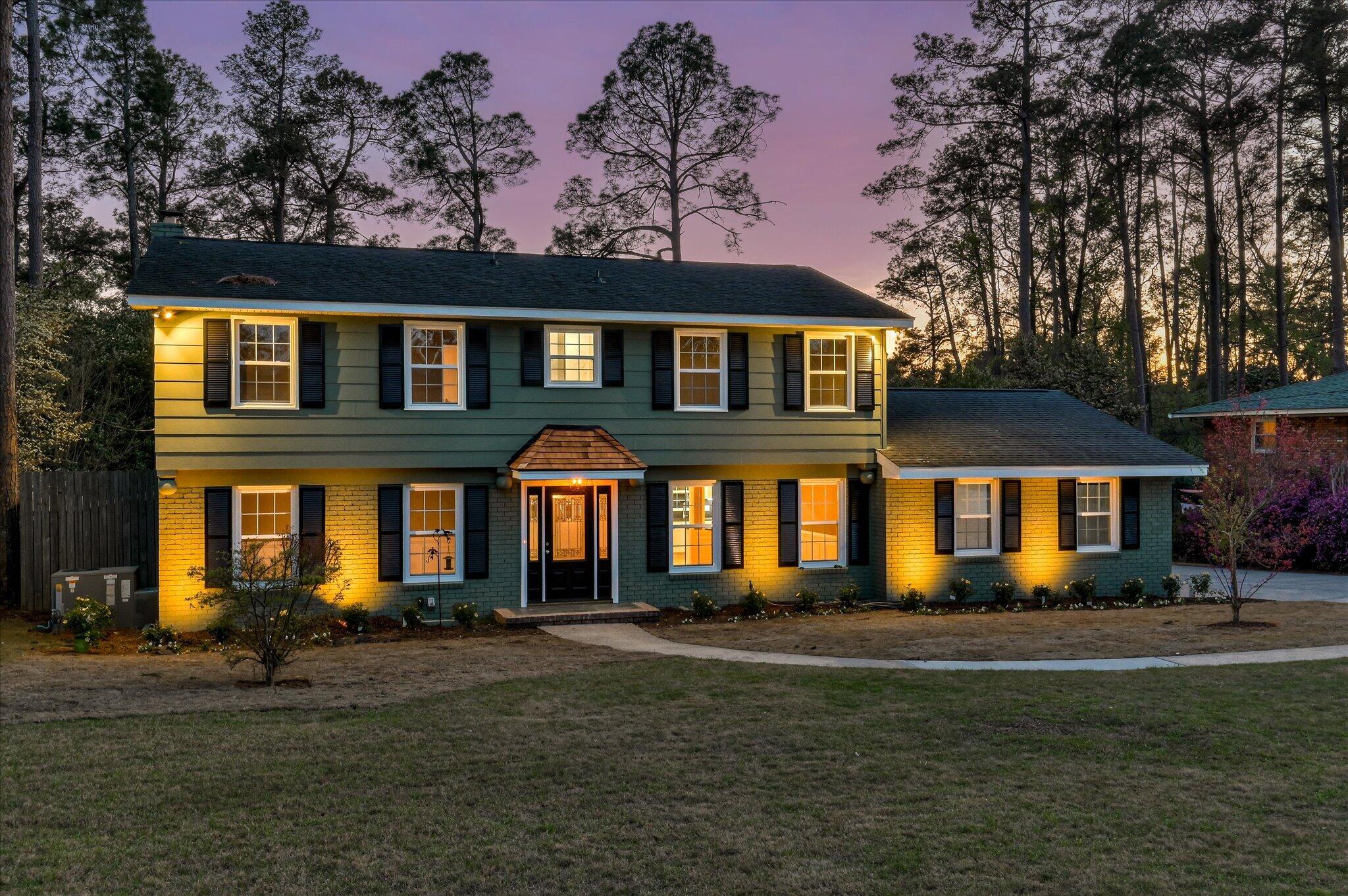 814 Dunbarton Drive