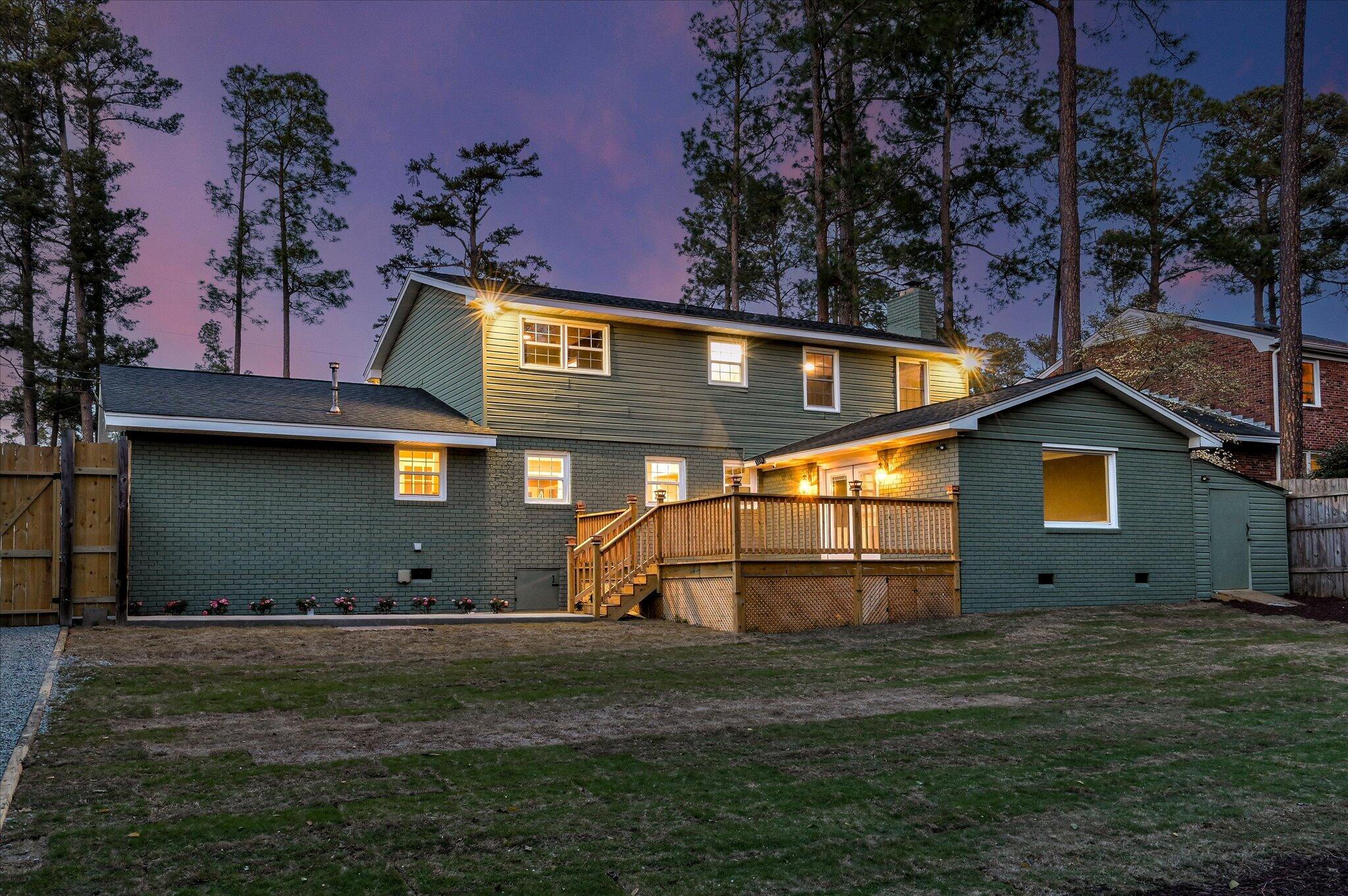 814 Dunbarton Drive