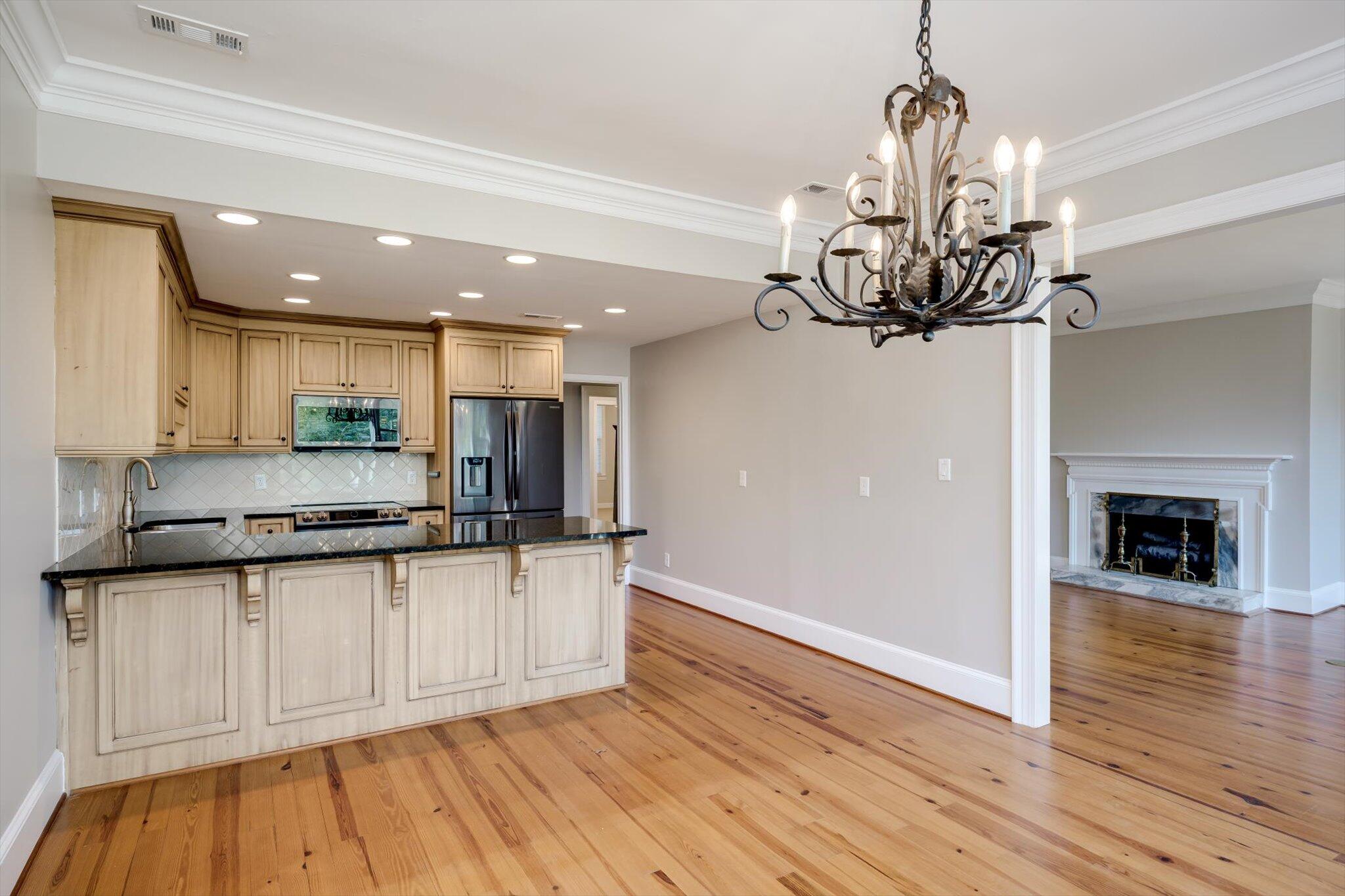 4 Indian Cove Road