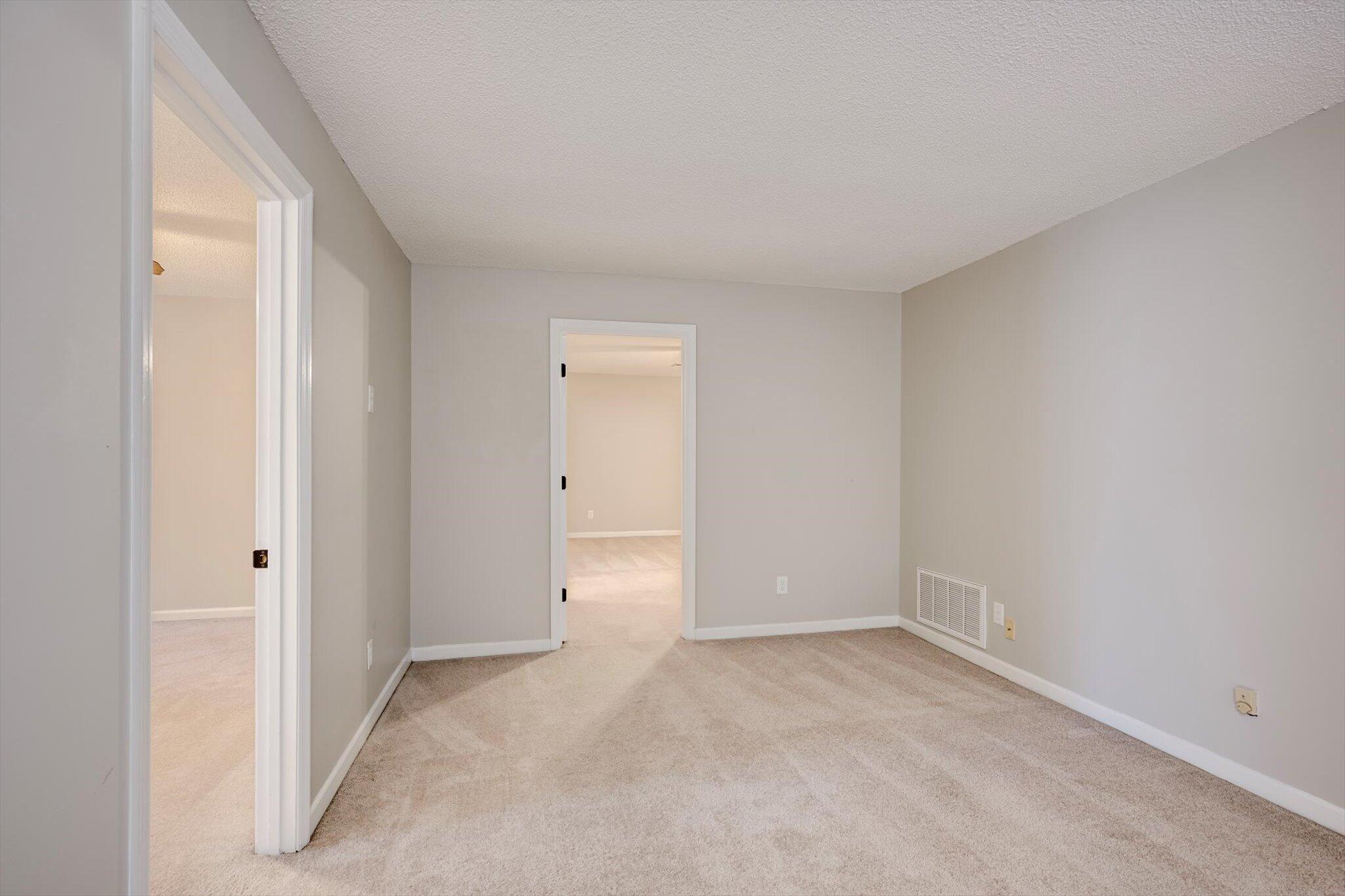 4 Indian Cove Road