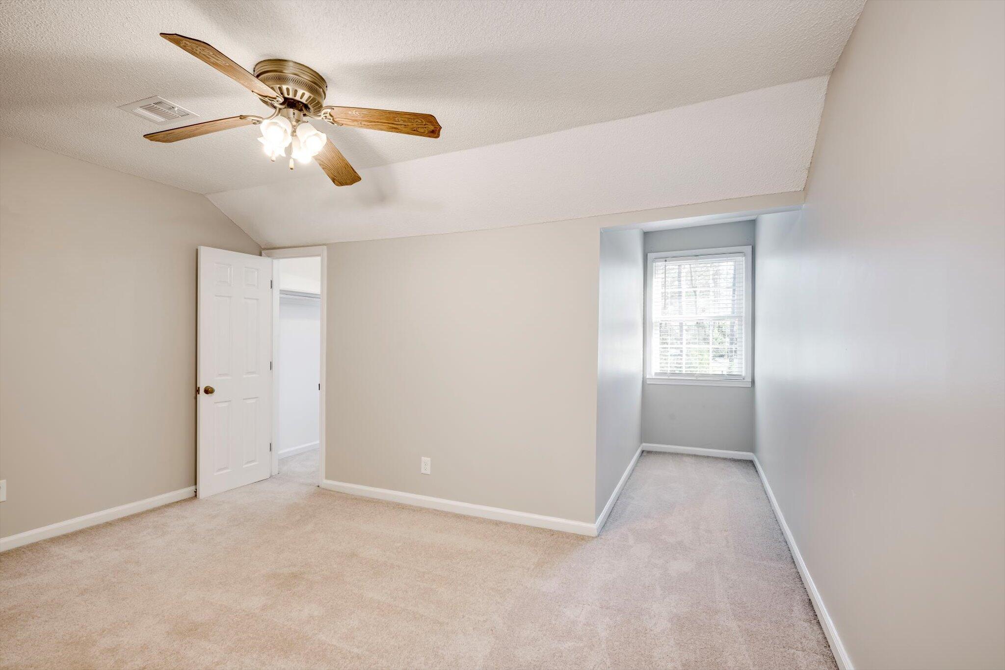4 Indian Cove Road