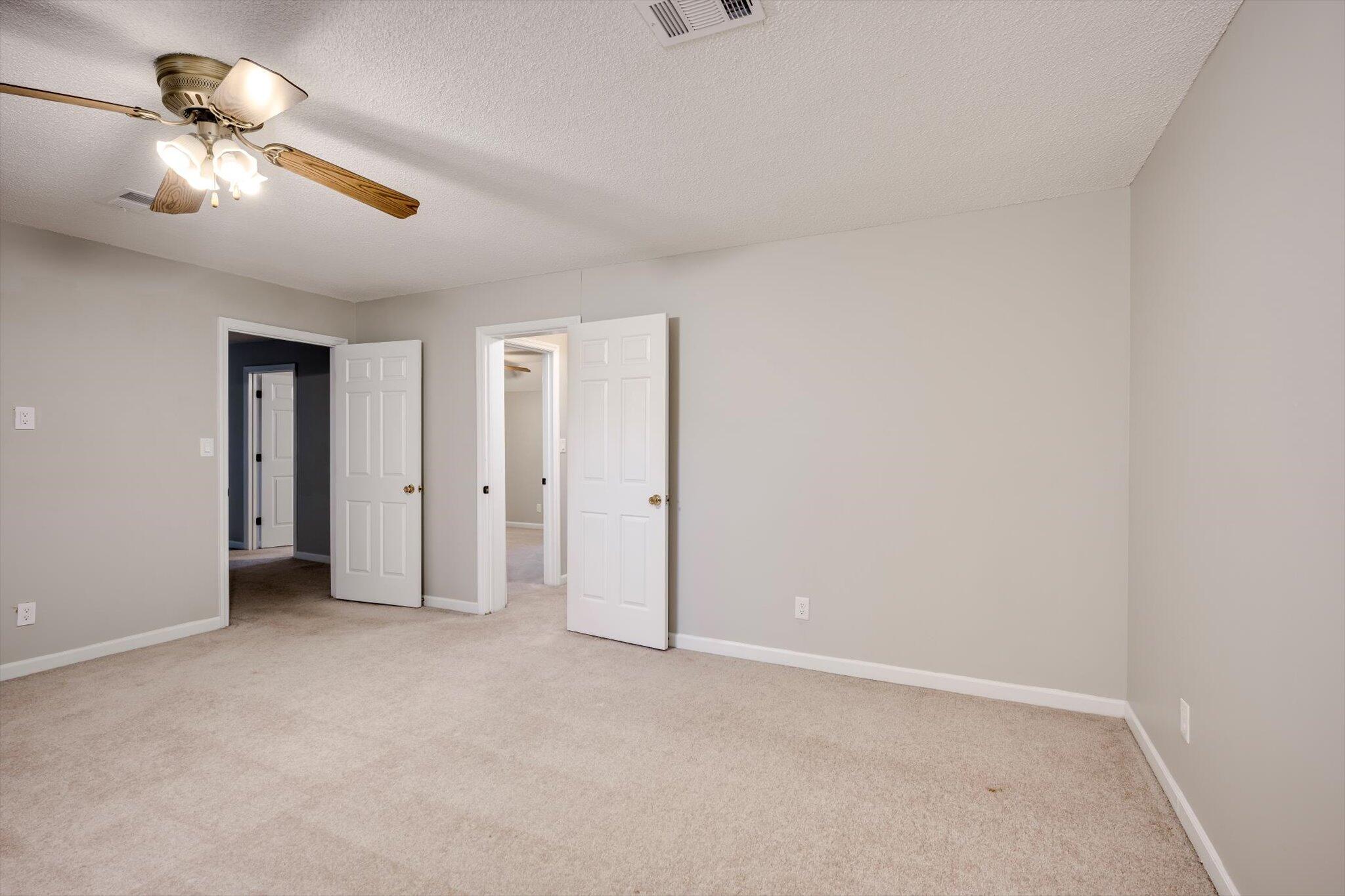4 Indian Cove Road