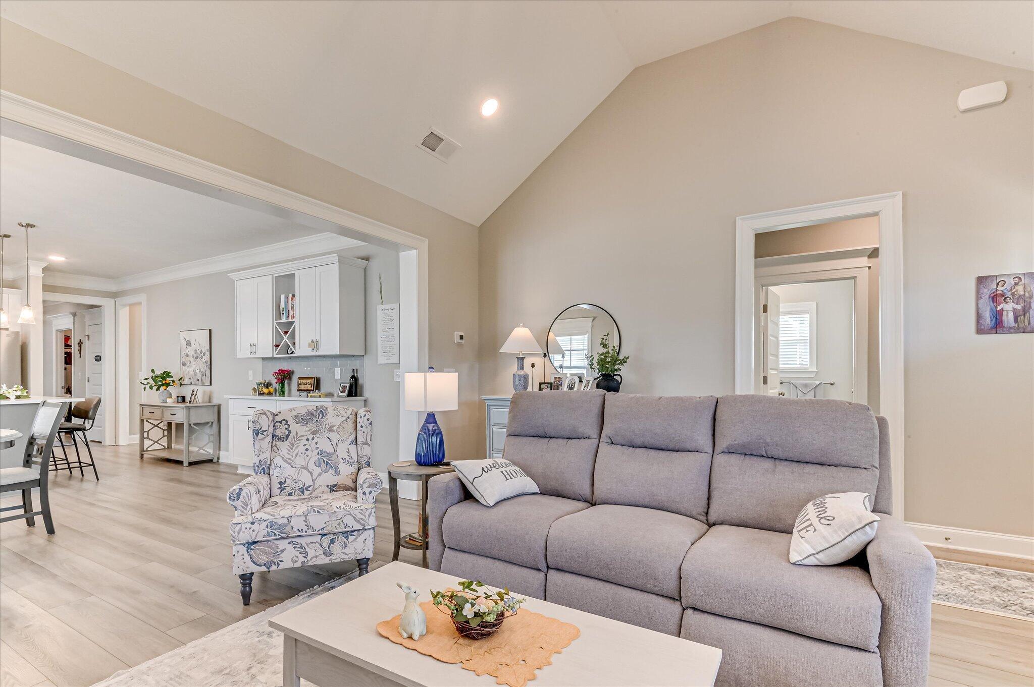 932 Sandpiper Crossing
