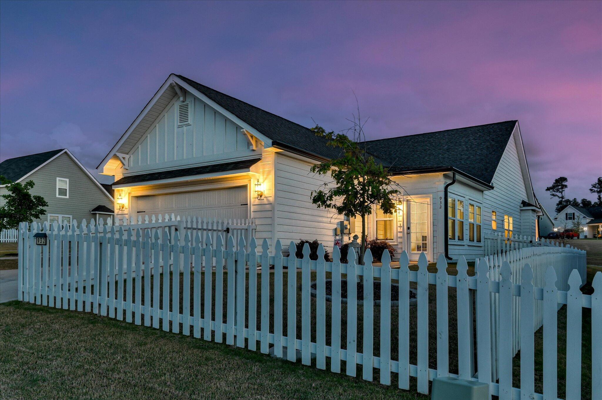 932 Sandpiper Crossing