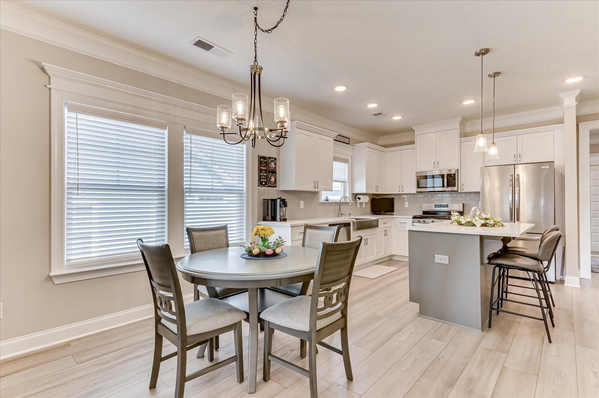 932 Sandpiper Crossing