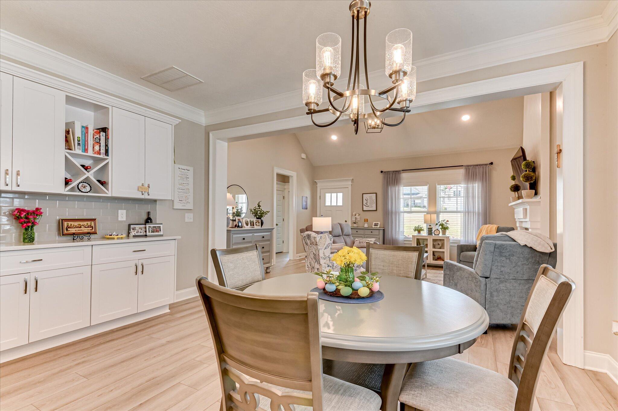932 Sandpiper Crossing