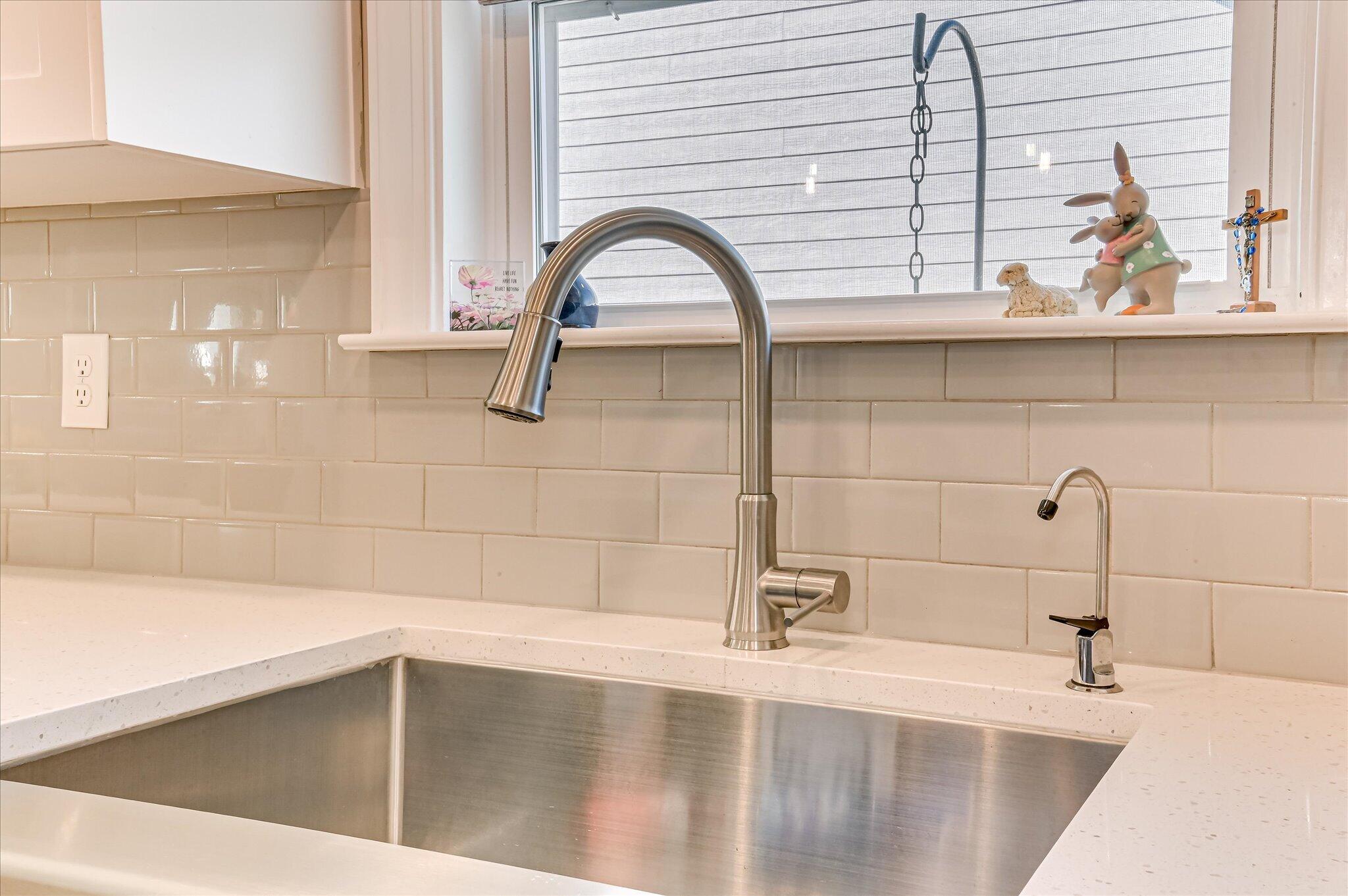 932 Sandpiper Crossing