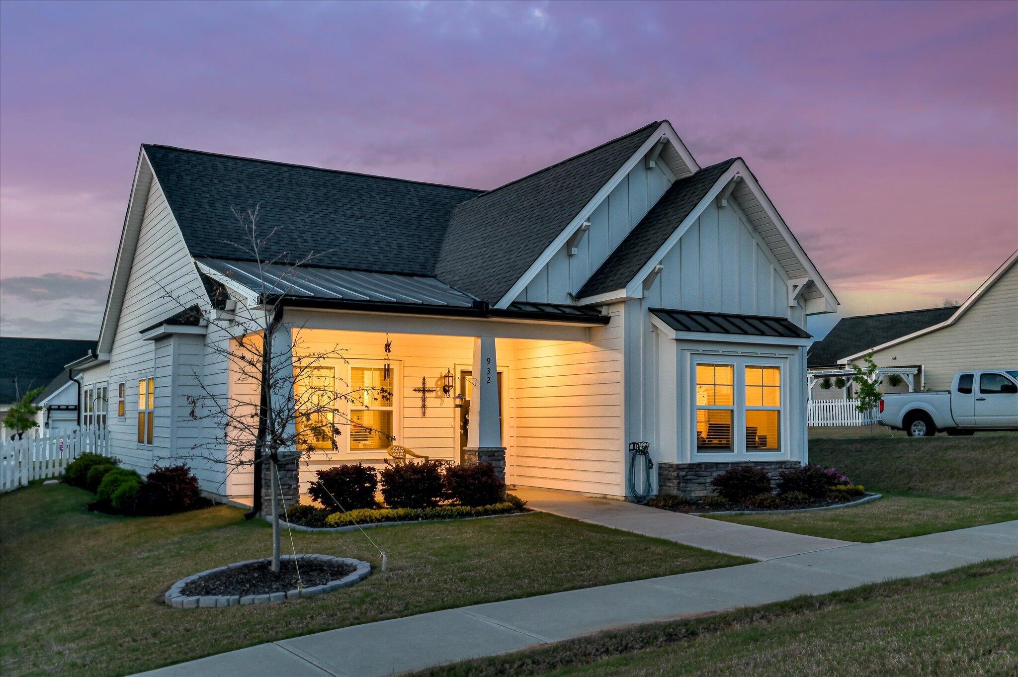 932 Sandpiper Crossing