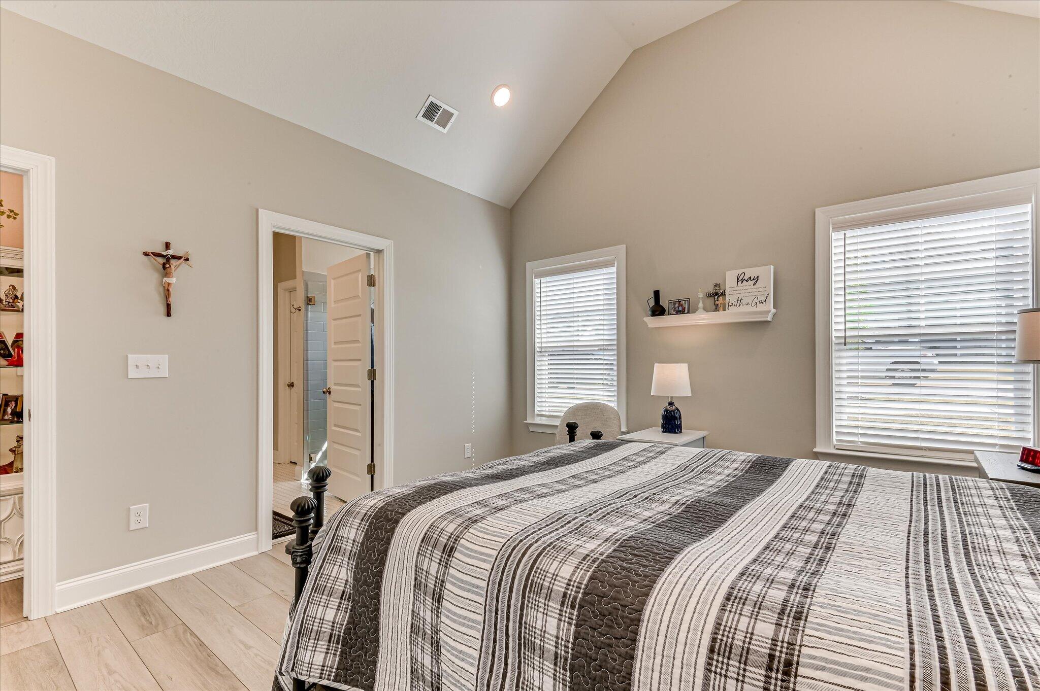 932 Sandpiper Crossing